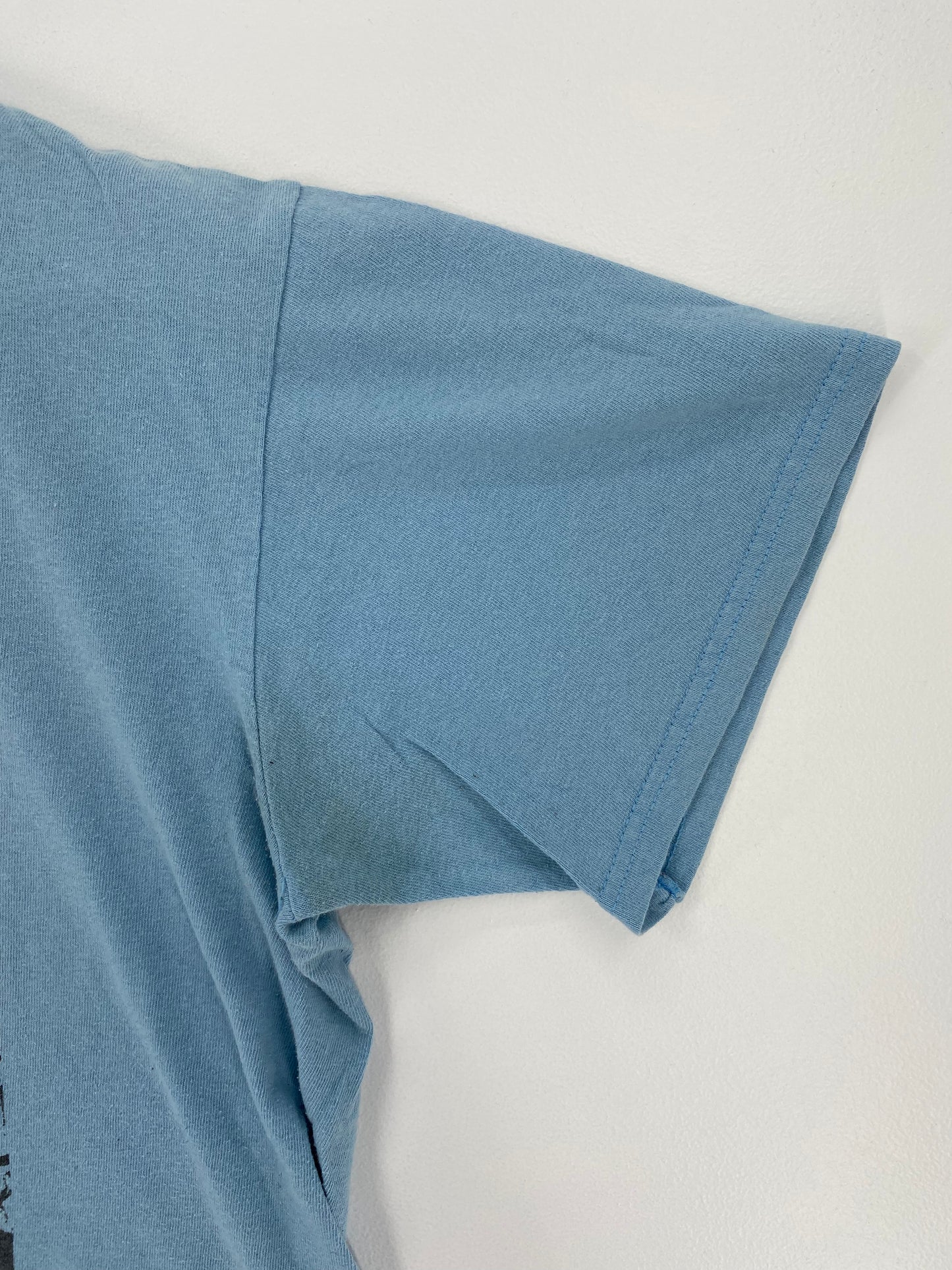 2010 NIRVANA Size M Music T-Shirt / A3114