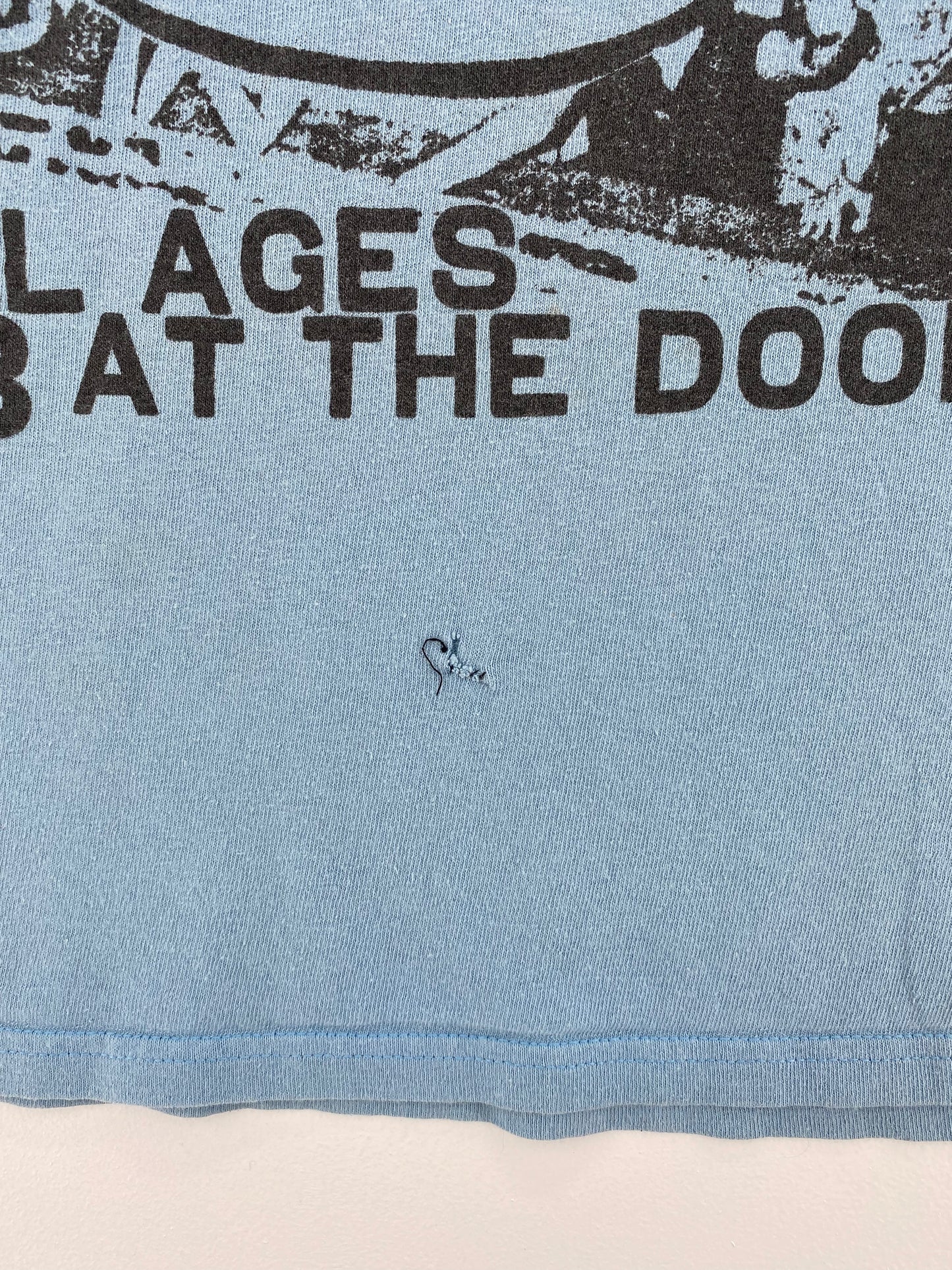 2010 NIRVANA Size M Music T-Shirt / A3114