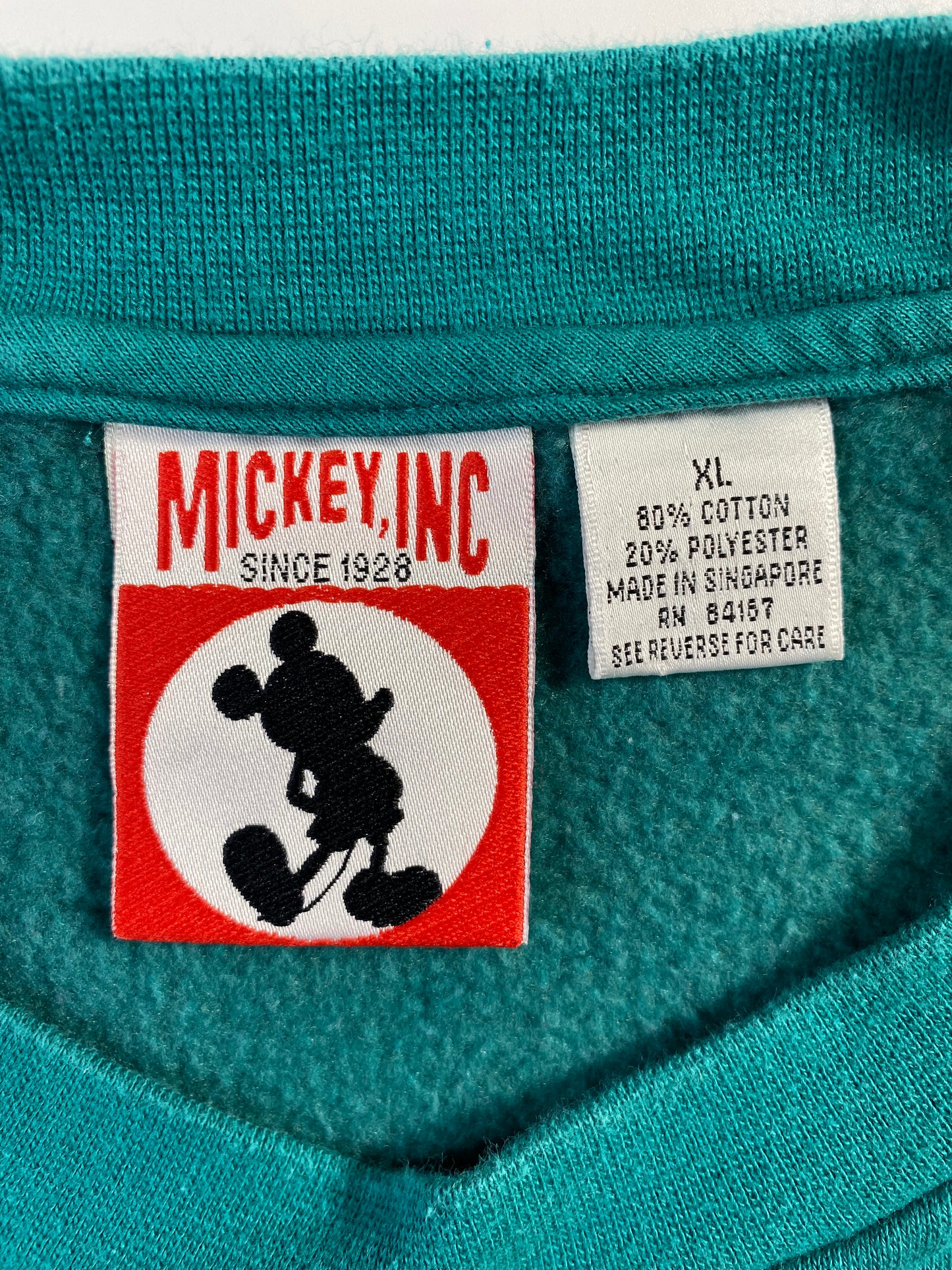 90's DISNEY POOH AND FRIENDS Size XL Vintage Sweat-Shirt/ A1128