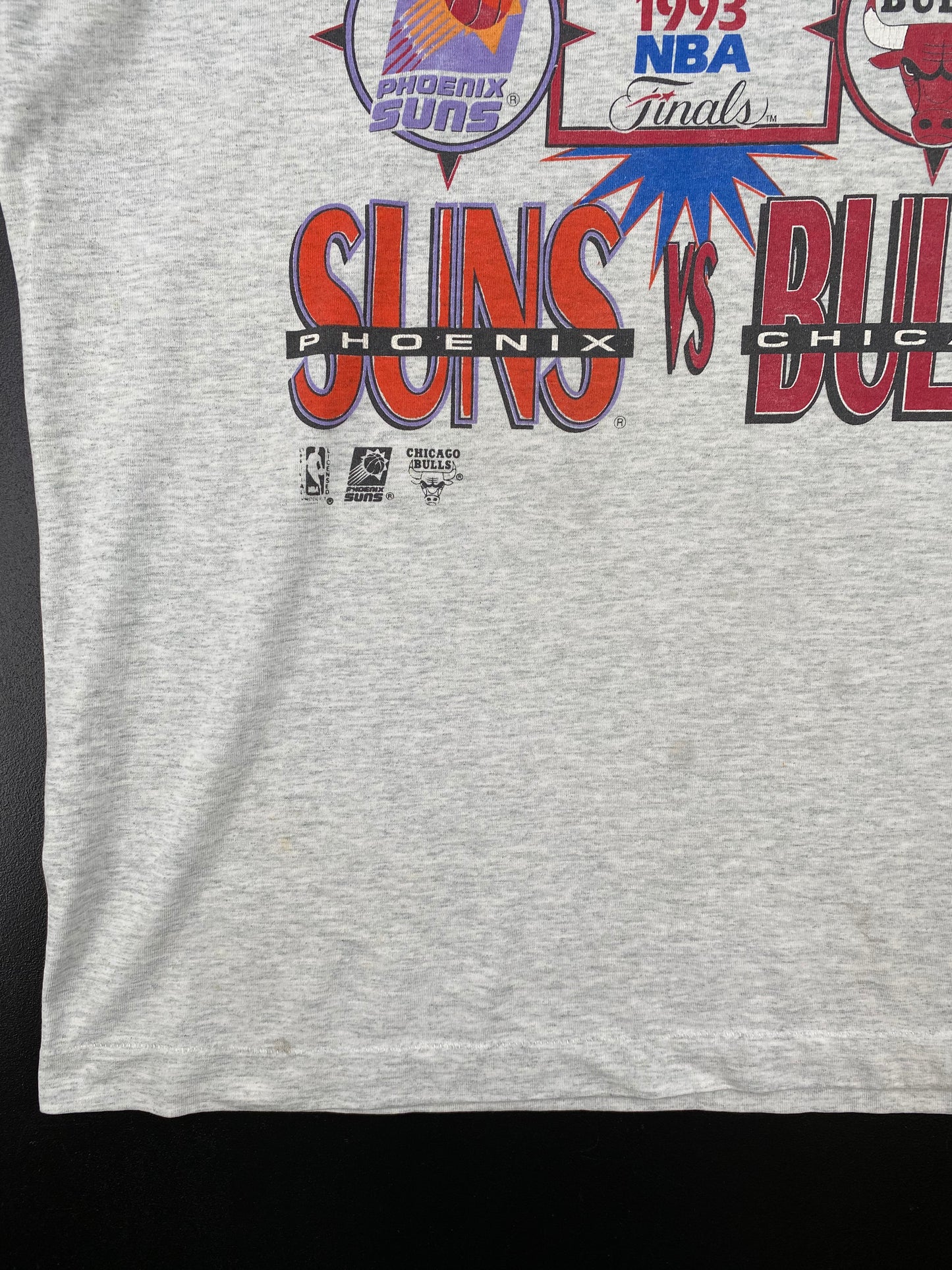 1993 PHOENIX SUNS x CHICAGO BULLS Made in USA Size L Vintage NBA T-shirt / A1138