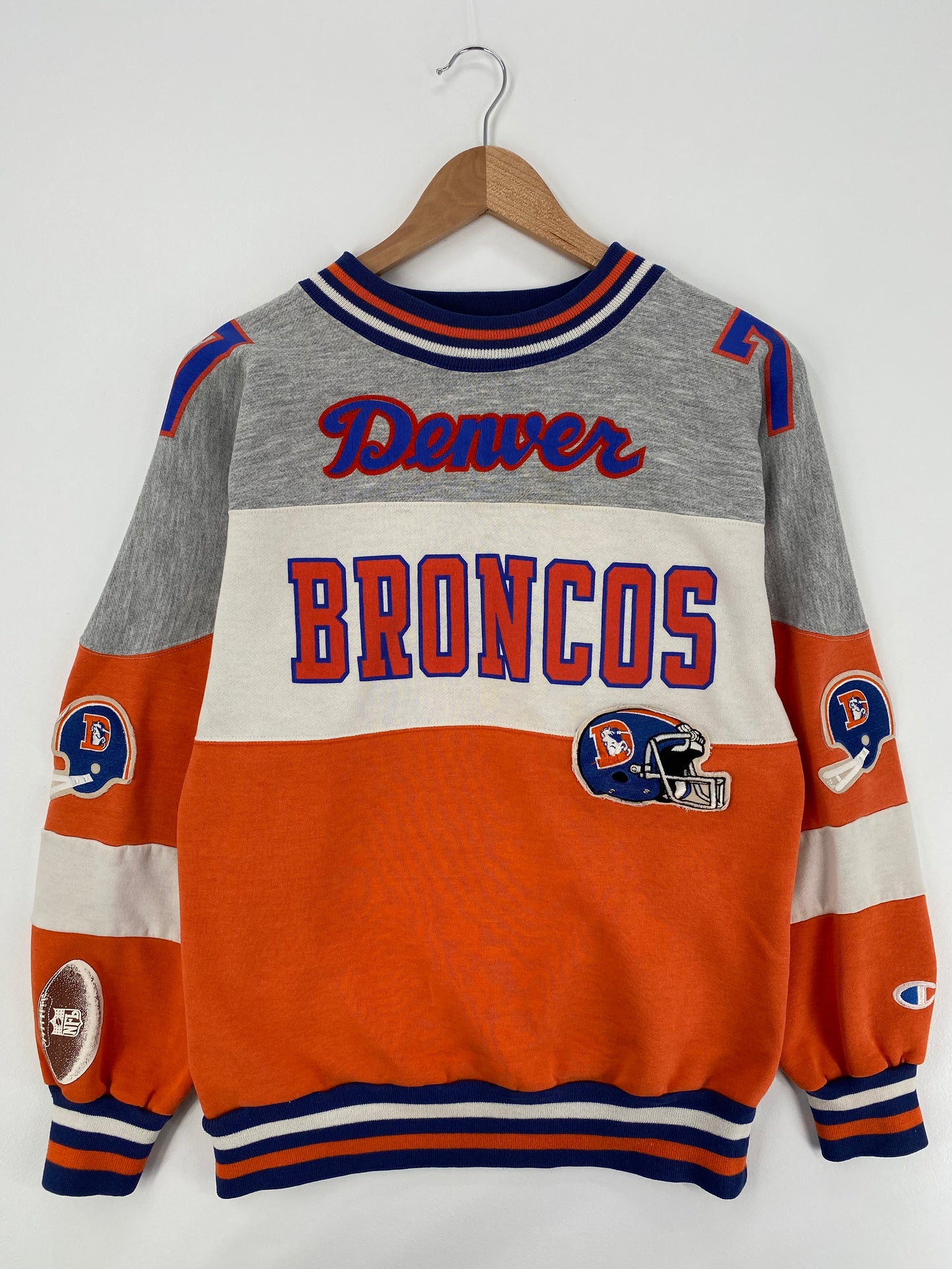 90's Champion x DENVER BRONCOS Size S Vintage NFL Sweat-shirt / A1150