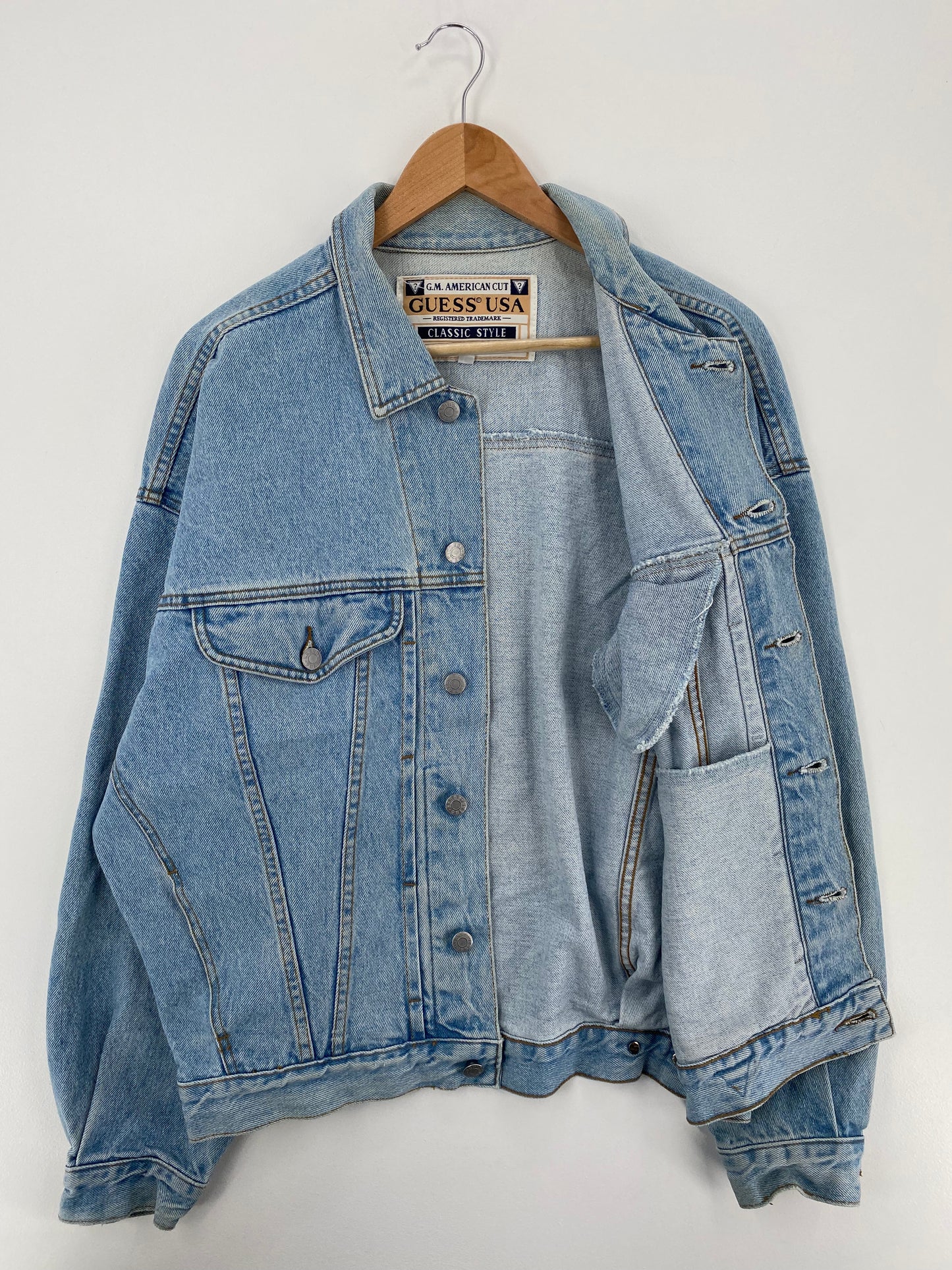 90's GUESS Made in USA Size L Vintage Denim Jacket / A1589