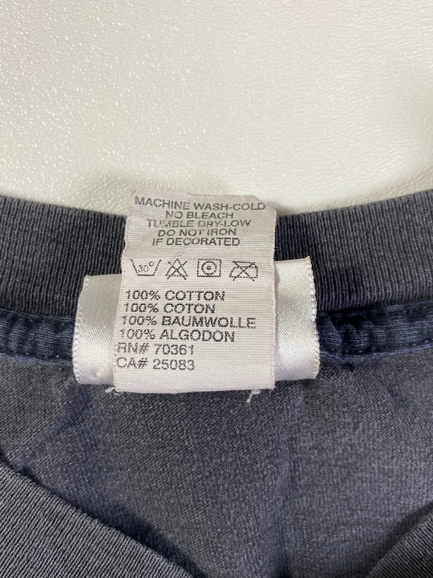 2001 WALT DISNEY WORLD Size XL Vintage T-Shirt / A1769