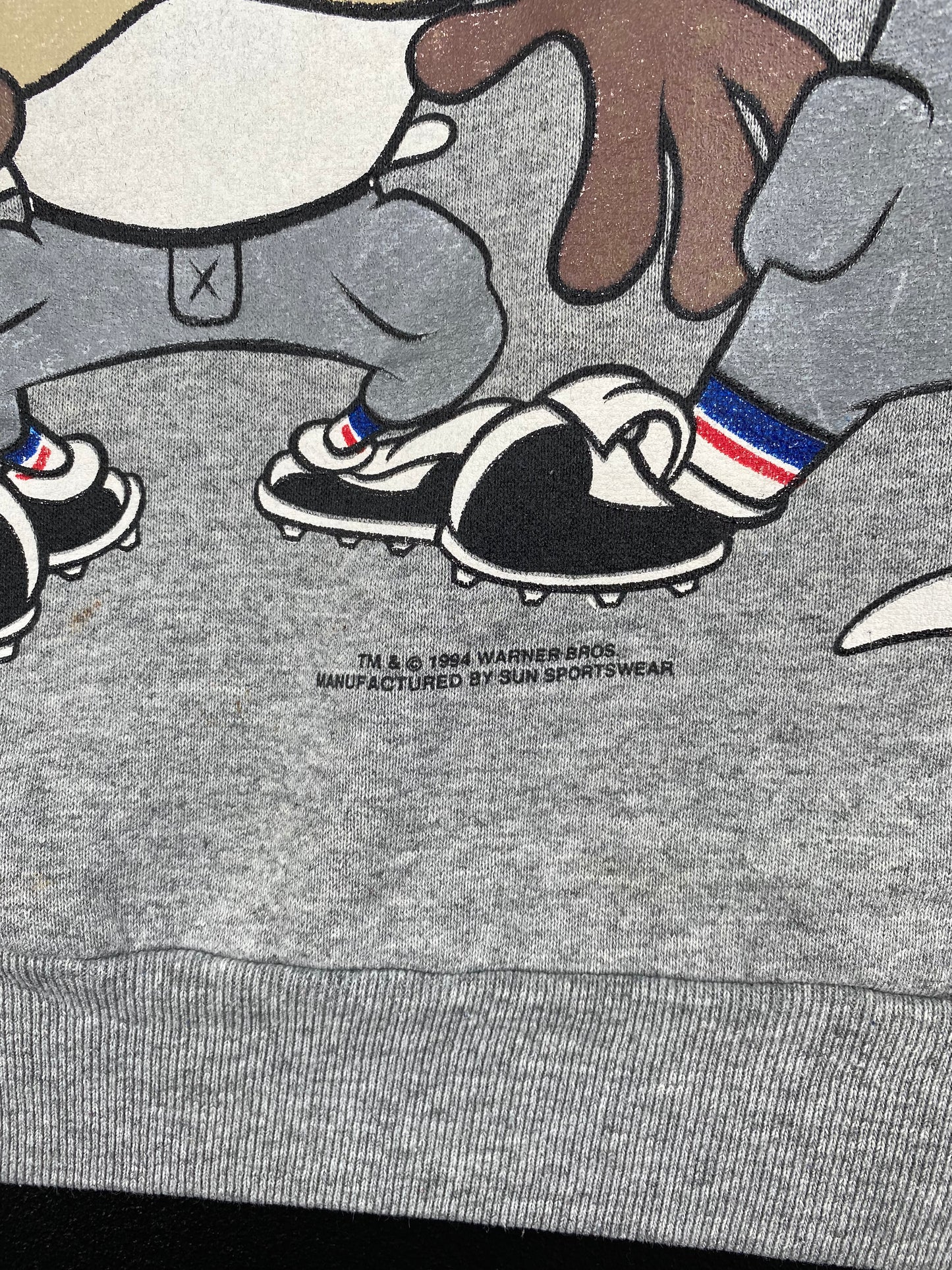 1994NEW ENGLAND PATRIOTS x LOONEY TUNES Made in USA Size L Vintage NFL Sweat-shirt / A2422