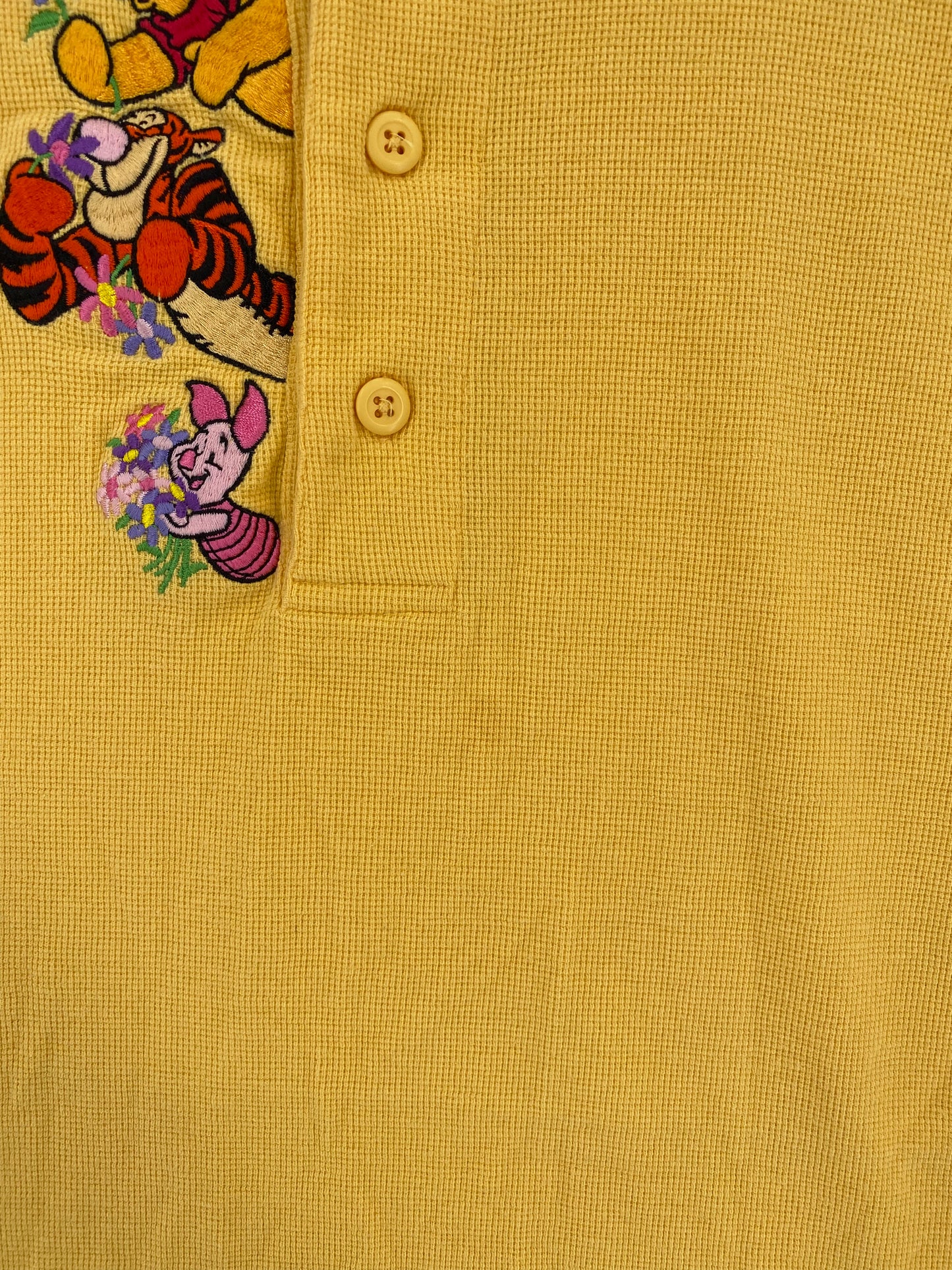 00' DISNEY WINNIE THE POOH Size XL Vintage Button Down T-Shirt / A2452