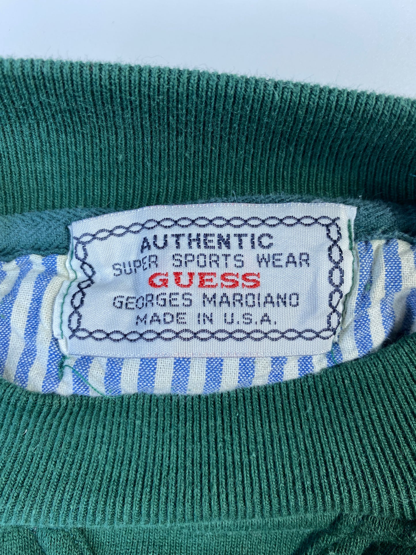 90's GUESS Made in USA Size No Tag (Approx.XL) Vintage Sweat-shirt / A7632