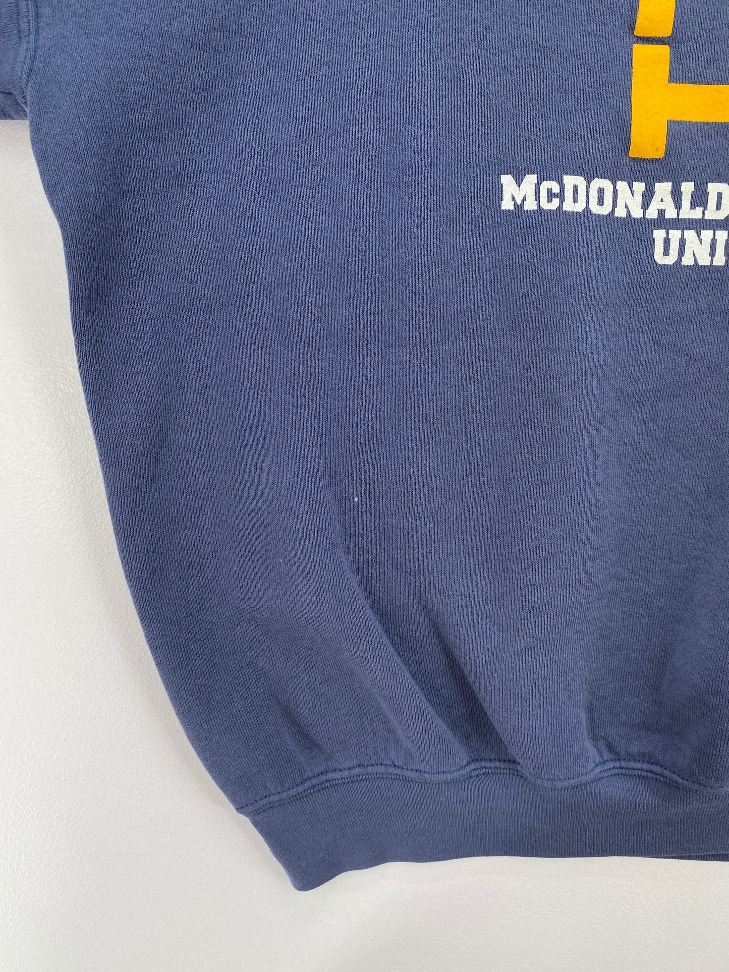 90's MCDONALD'S HAMBURGER UNIVERSITY Size XL Vintage Sweat-shirt / A7871