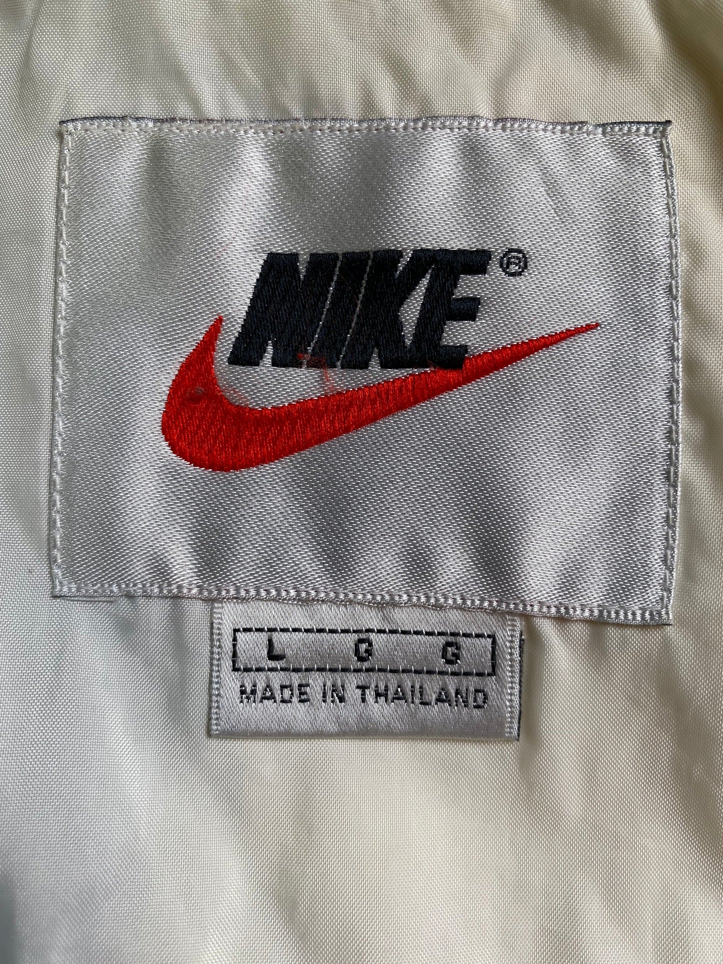 90's NIKE Size L Vintage Nylon Jacket / A2778