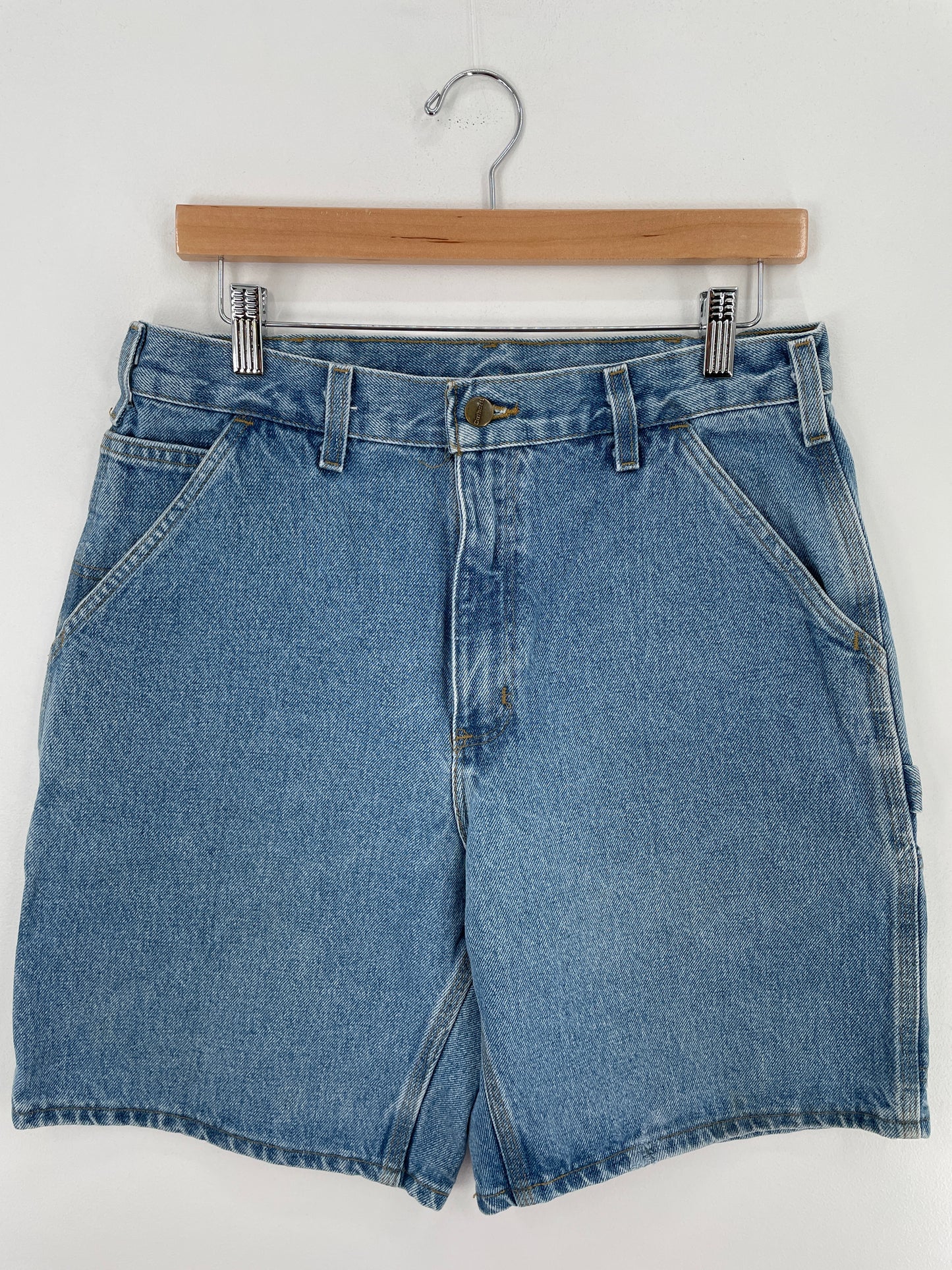 Vintage CARHARTT Size W32xL8 Denim Shorts / A4279