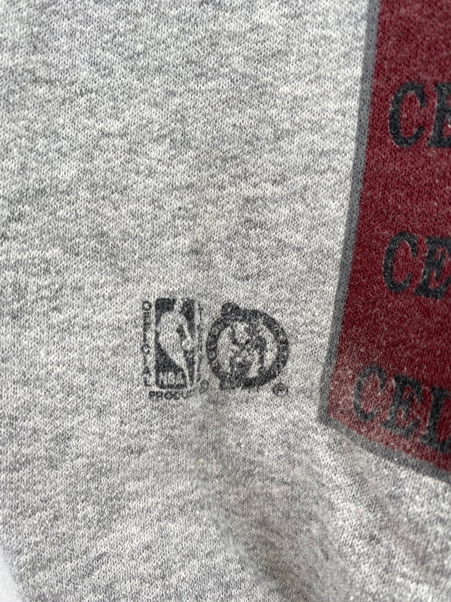 1993 BOSTON CELTICS Made in USA Size L Vintage NBA Sweat-Shirt / A5512
