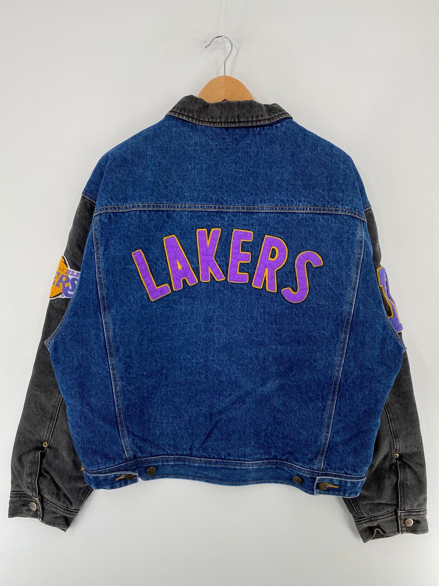 90’s LOS ANGELES LAKERS Size M NBA Denim Jacket / E5393J