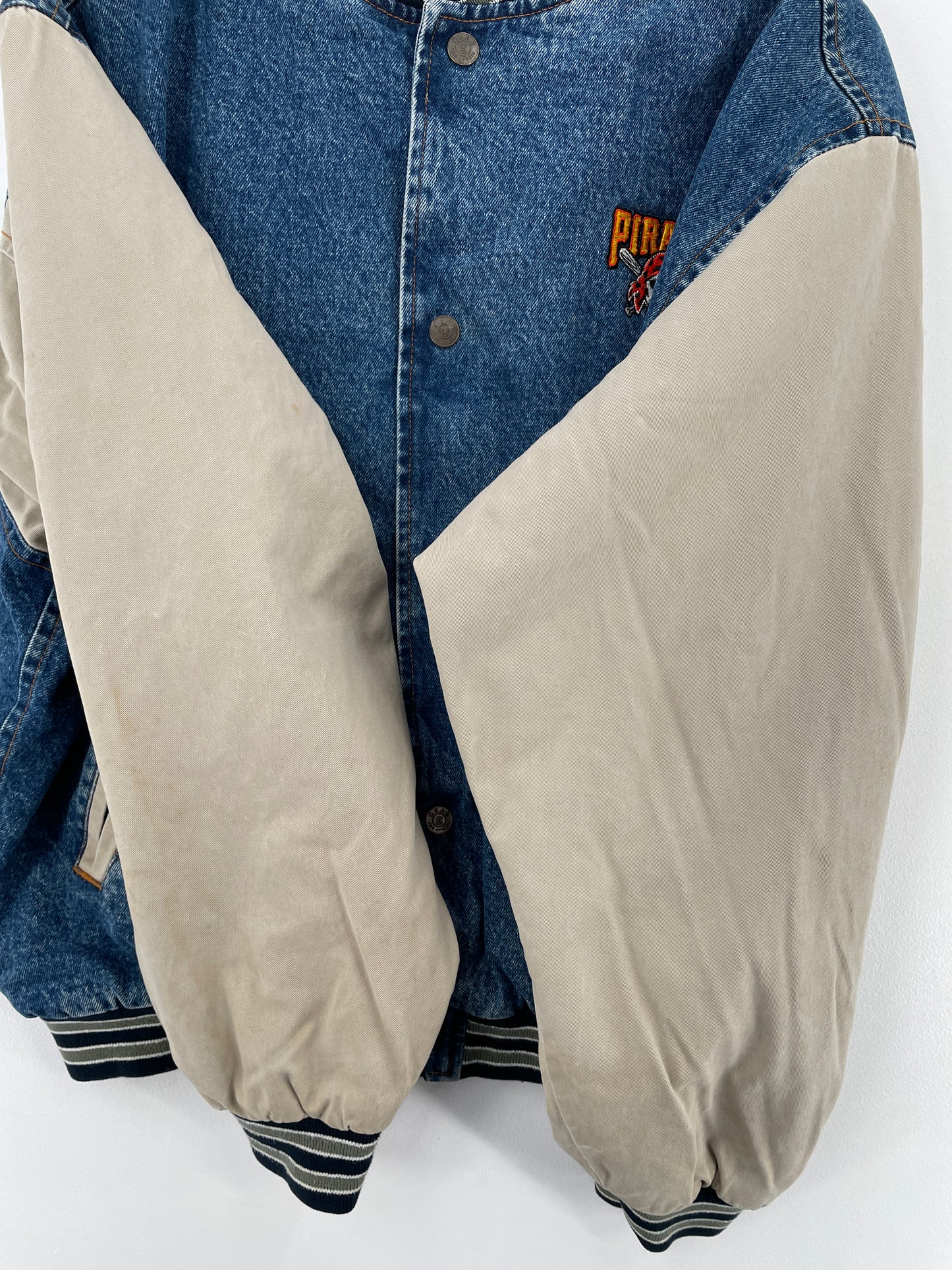 Vintage PITTSBURGH PIRATES Size L Denim Jacket / E765