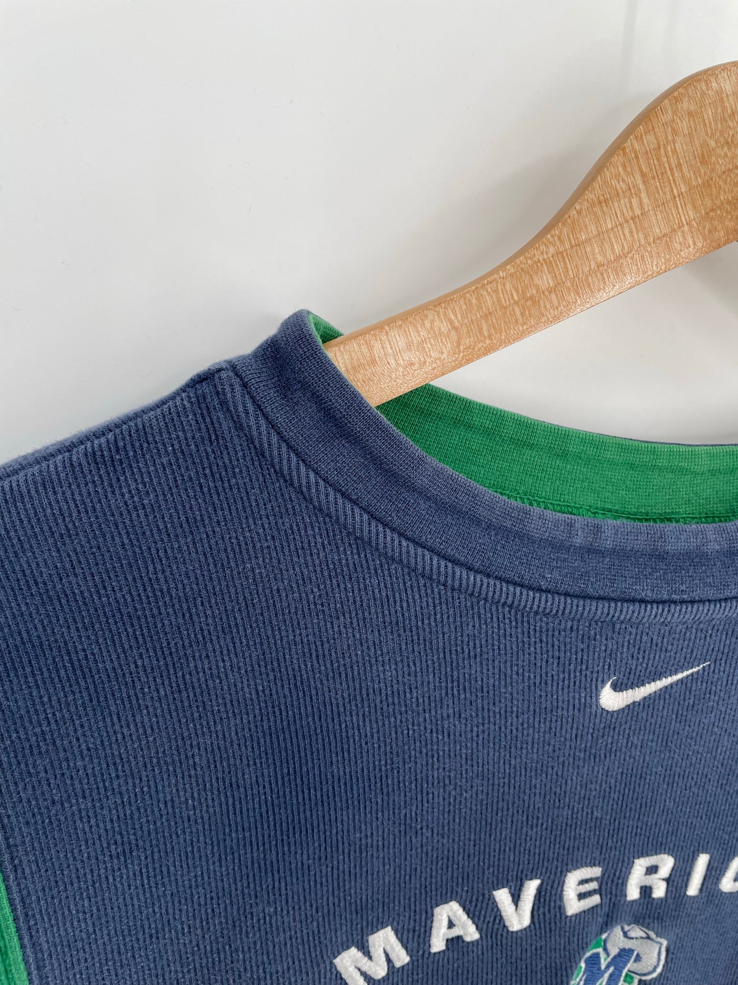 00' NIKE MAVERICKS Size XL Vintage Sweat-shirt / K8574