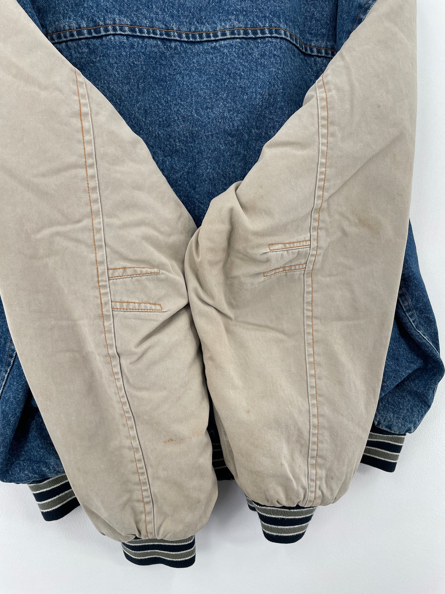 Vintage PITTSBURGH PIRATES Size L Denim Jacket / E765