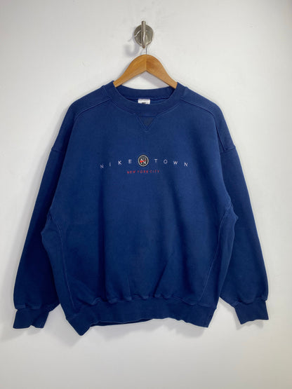 90's Nike Town Center Logo Vintage Sweat-Shirt / 4584