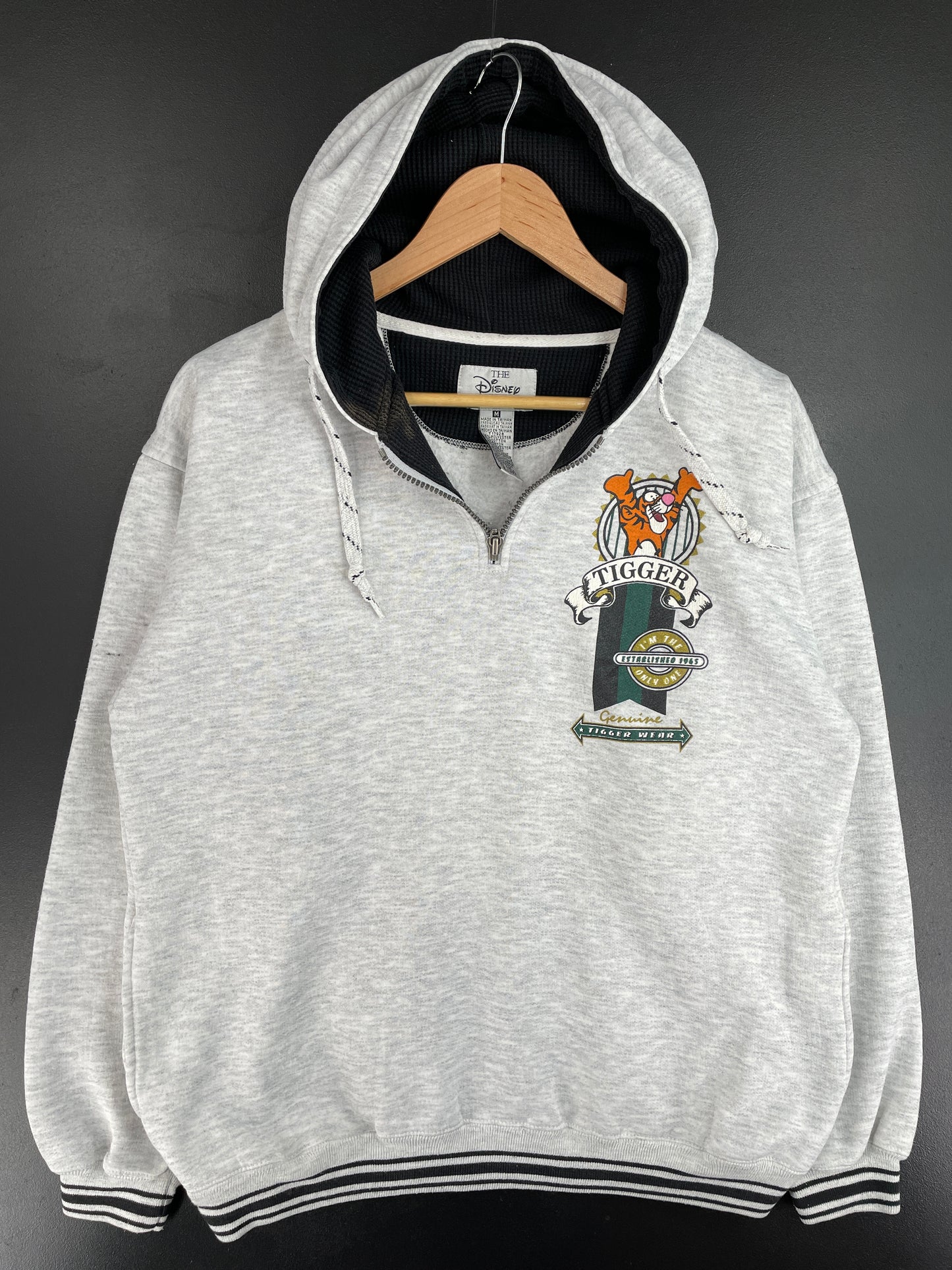 00' DISNEY TIGGER Size M Vintage Hoodie Sweat-Shirt / E6033S
