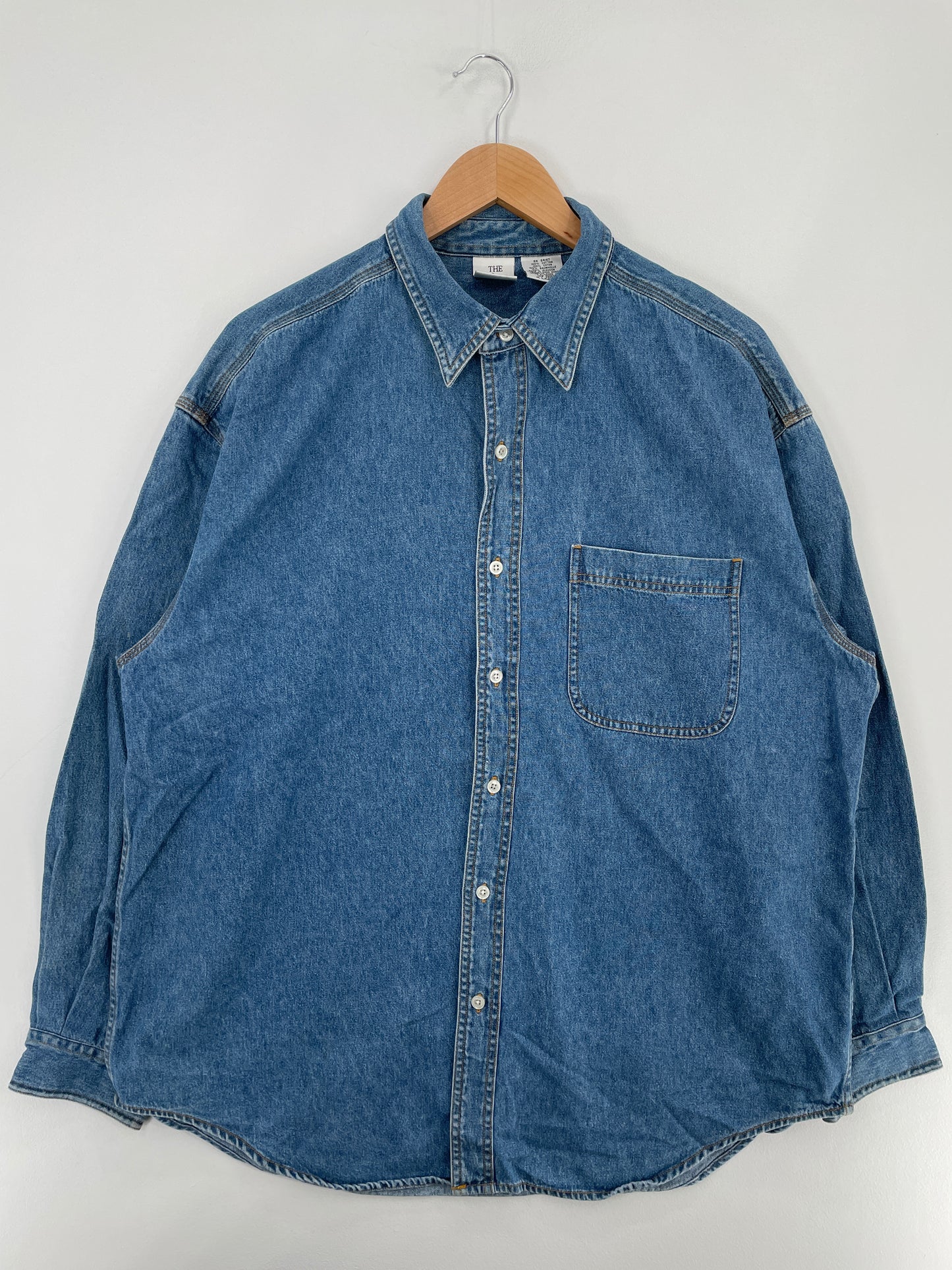 00' DISNEY Size XL Vintage Button down Shirt / E5140B