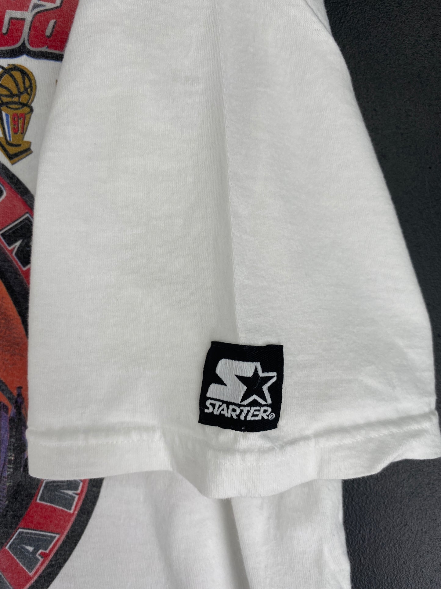 1998 STARTER x CHICAGO BULLS Made in USA Size L Vintage NBA T-Shirt / A5450