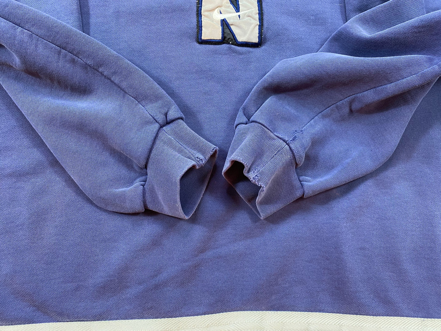 90’s NIKE Size M Damaged Vintage Half-zip Hoodie Sweat-shirt  / 6004