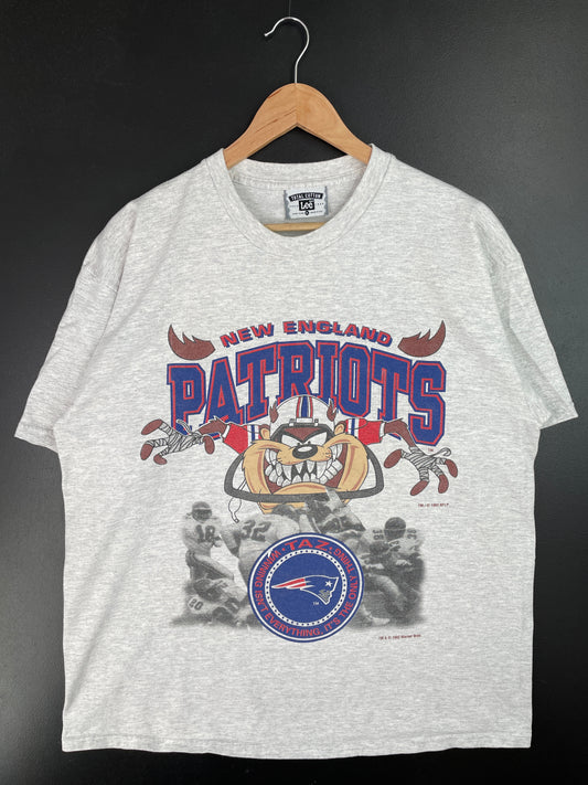 1992 NEW ENGLAND PATRIOTS x LOONEY TUNES TAZ Made in USA Size XL Vintage NFL T-Shirt / A9285