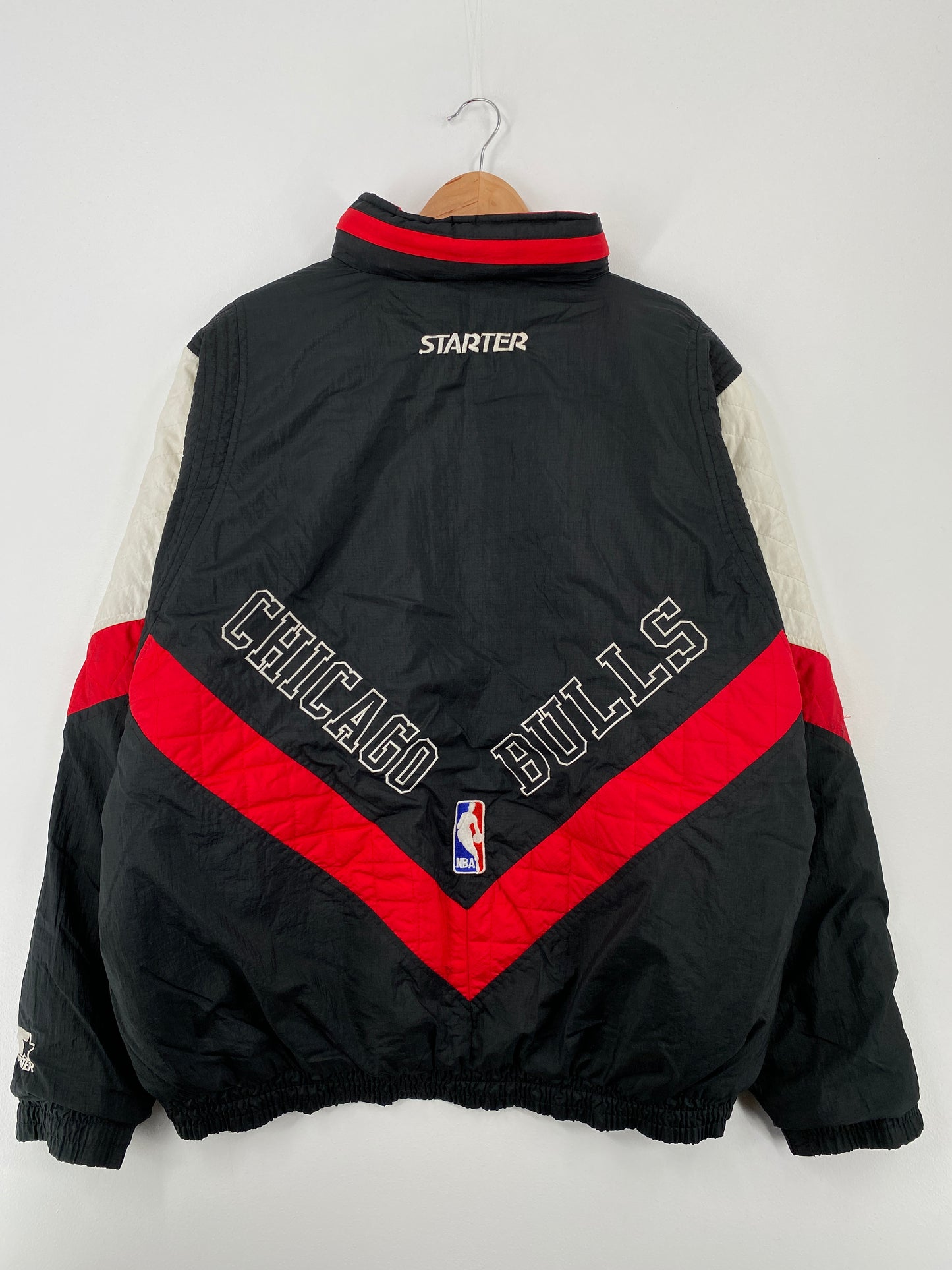 90's STARTER x CHICAGO BULLS Size XL Vintage NBA Nylon Jacket / A8762