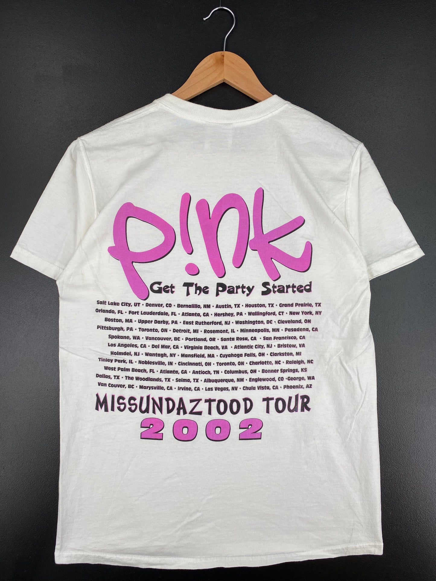 2002 P!NK Size M Vintage Music T-Shirt / E3199T