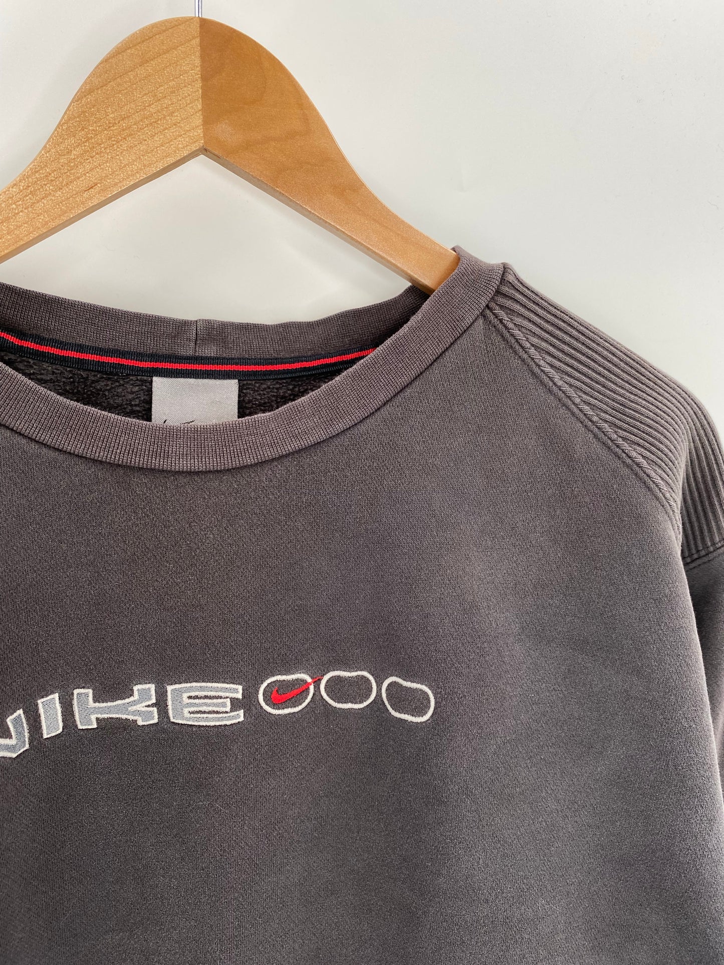 00' NIKE Size L Vintage Sweat-shirt / K6010