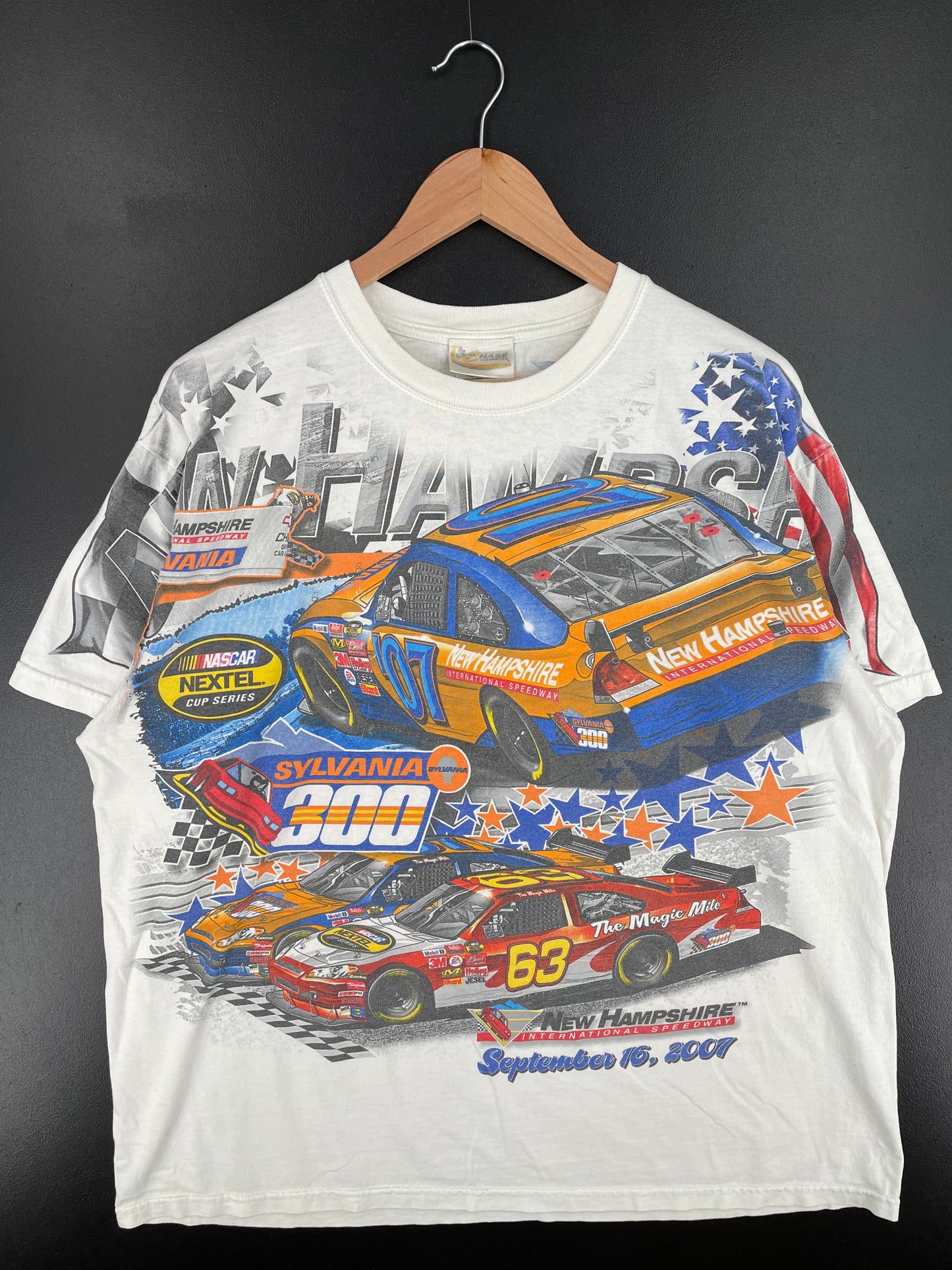 2007 NASCAR NEW HAMPSHIRE Size XL Vintage Racing T-Shirt / A2111