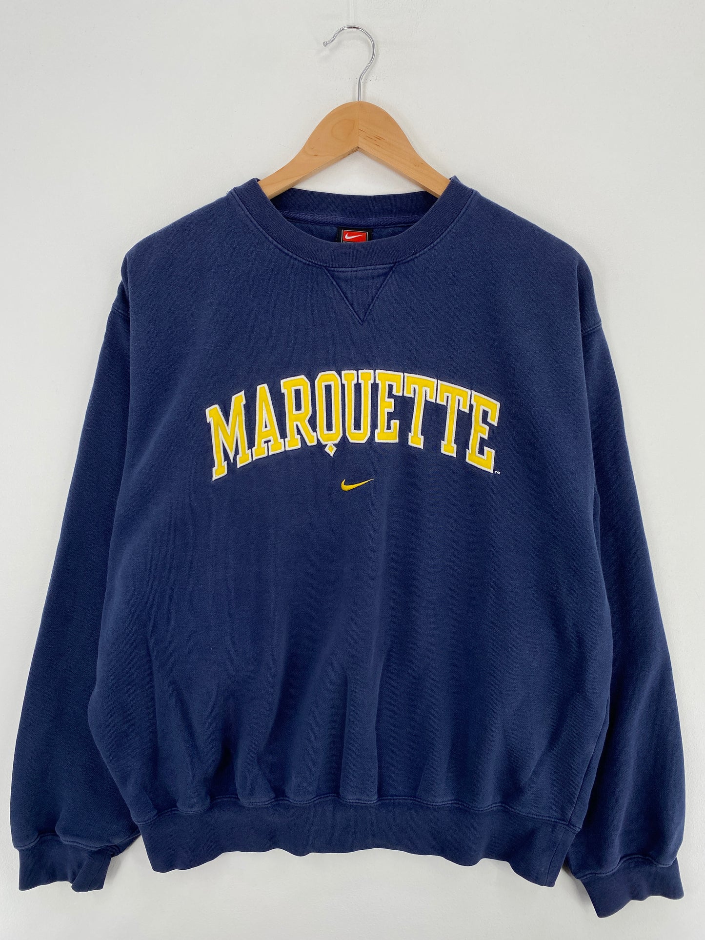 00' NIKE MARQUETTE Size M Vintage College Sweat-shirt / A5471