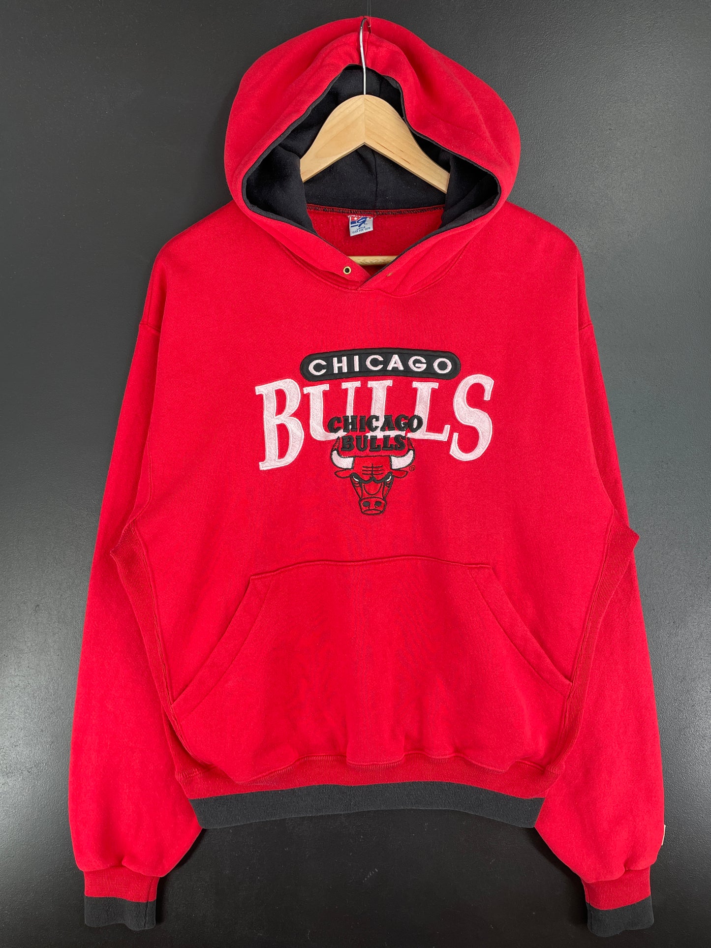 90’s CHICAGO BULLS Size L NBA Hoodie Sweat shirt / E2301S