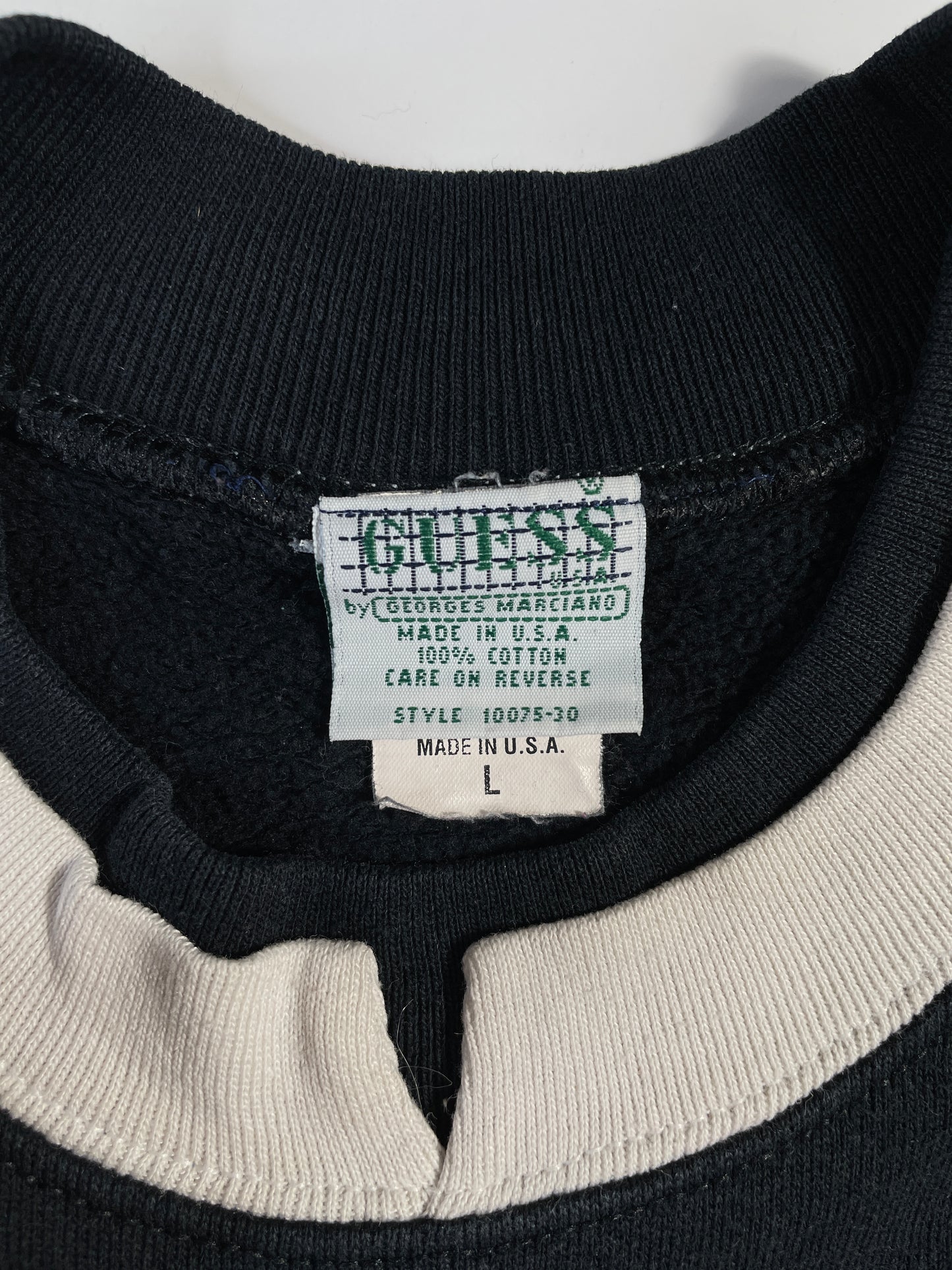90's GUESS Made in USA Size L Vintage Sweat-Shirt / A8956