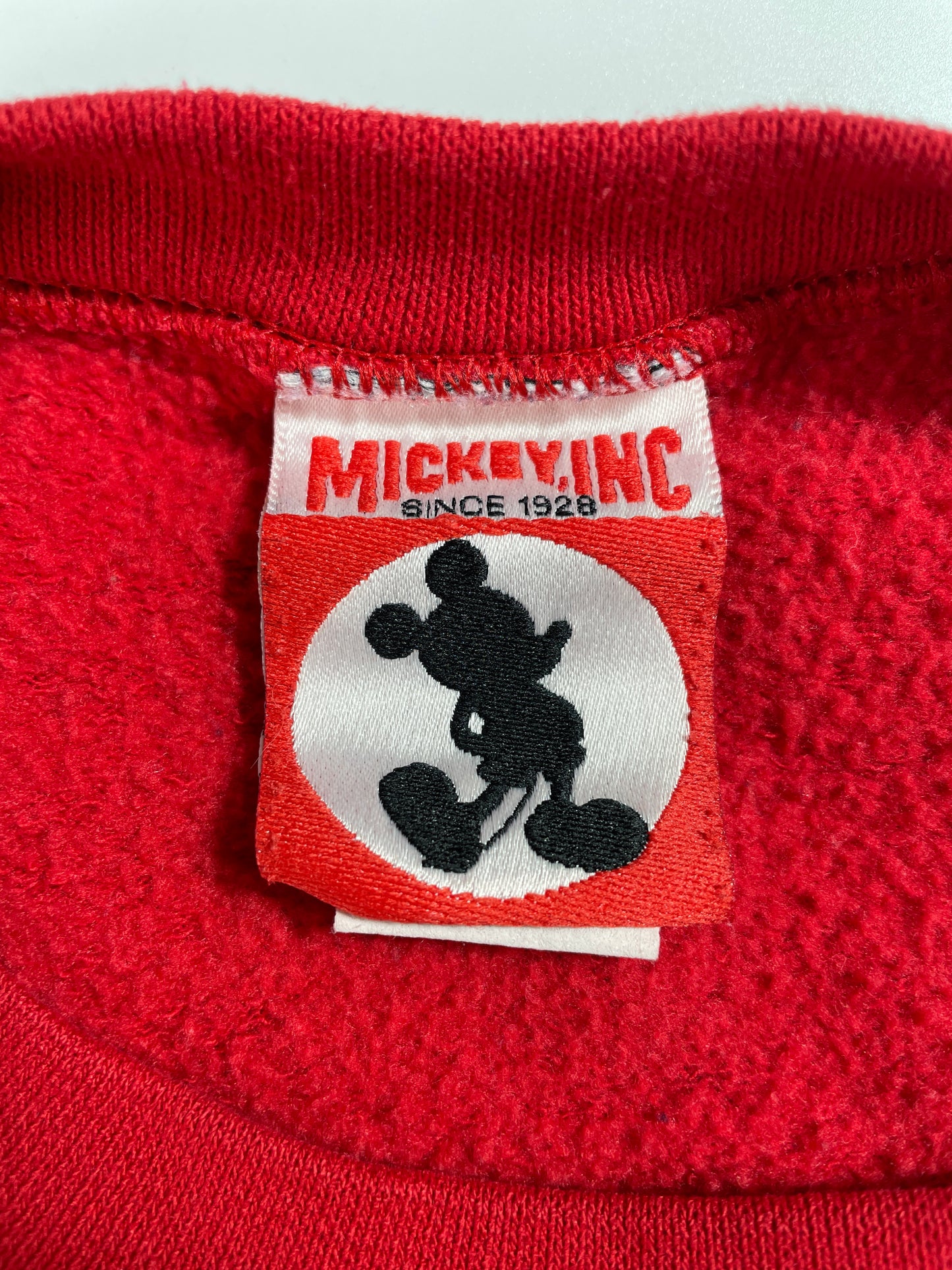90's DISNEY WIINIE THE POOH Made in USA Size L Vintage Sweat-shirt / E3276S