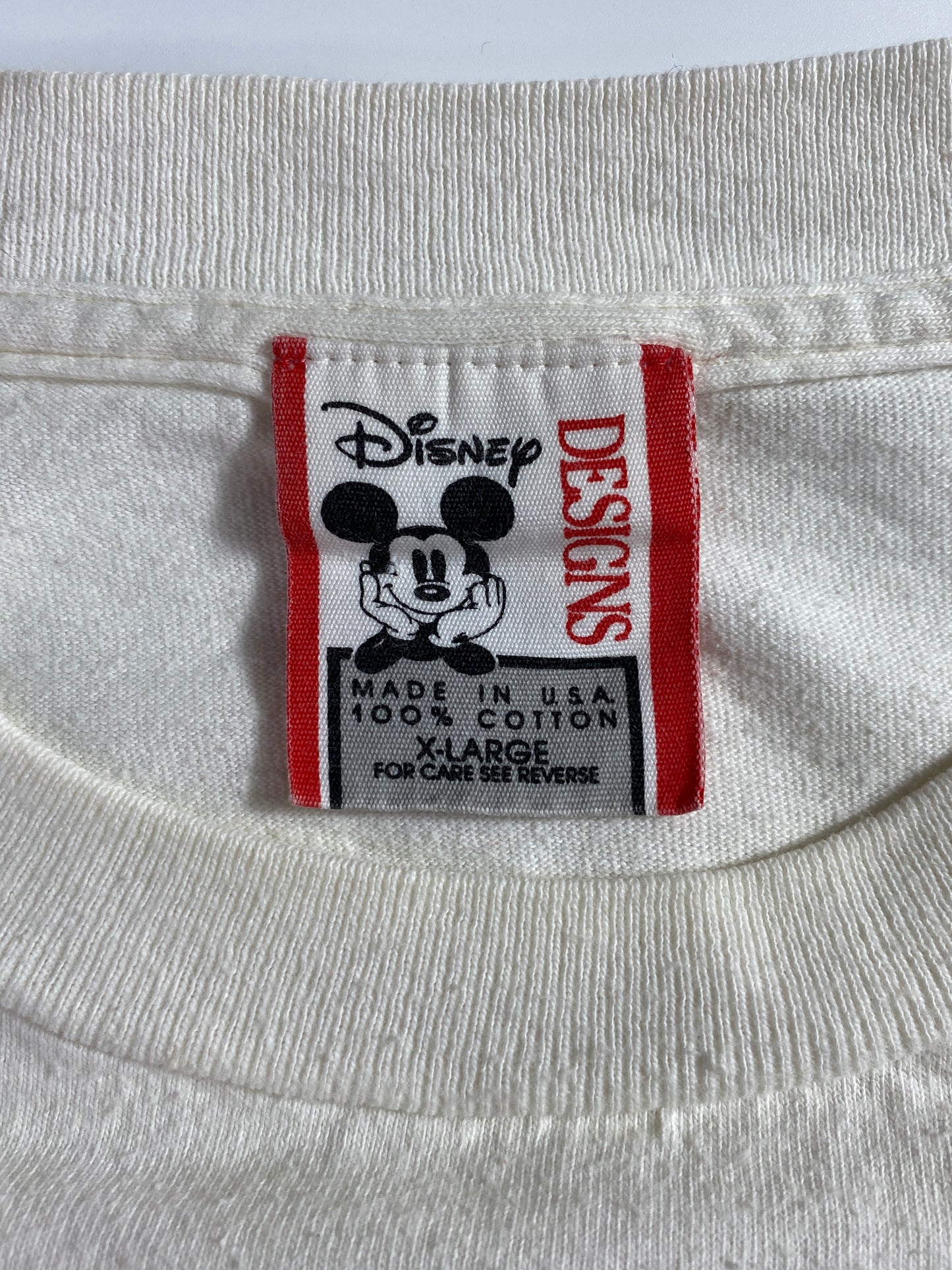 .90's WALT DISNEY WORLD POOH Made in USA Size XL Vintage T-Shirt / A5097