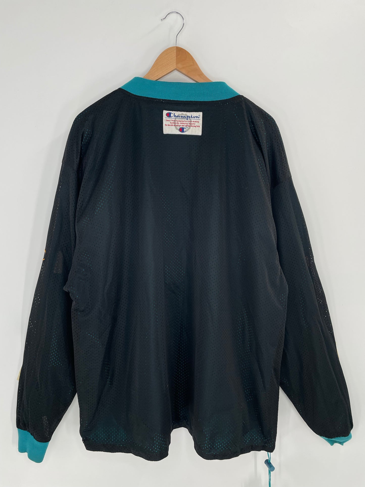 Vintage Champion x DETROIT PISTONS Size XL NBA Reversible Nylon Jacket  / K7264