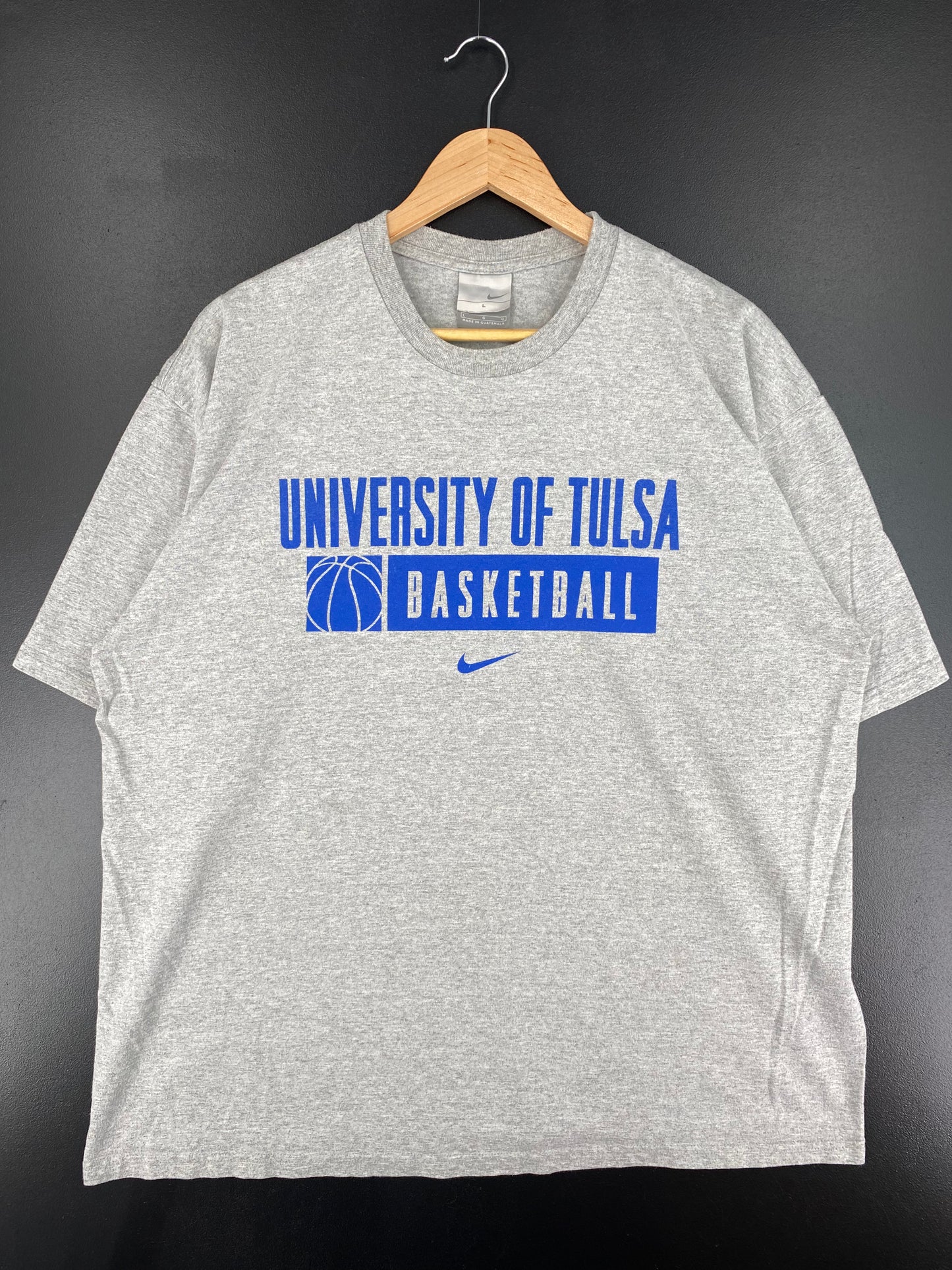 00' NIKE UNIVERSITY OF TULSA Size L Vintage College T-Shirts / A1687