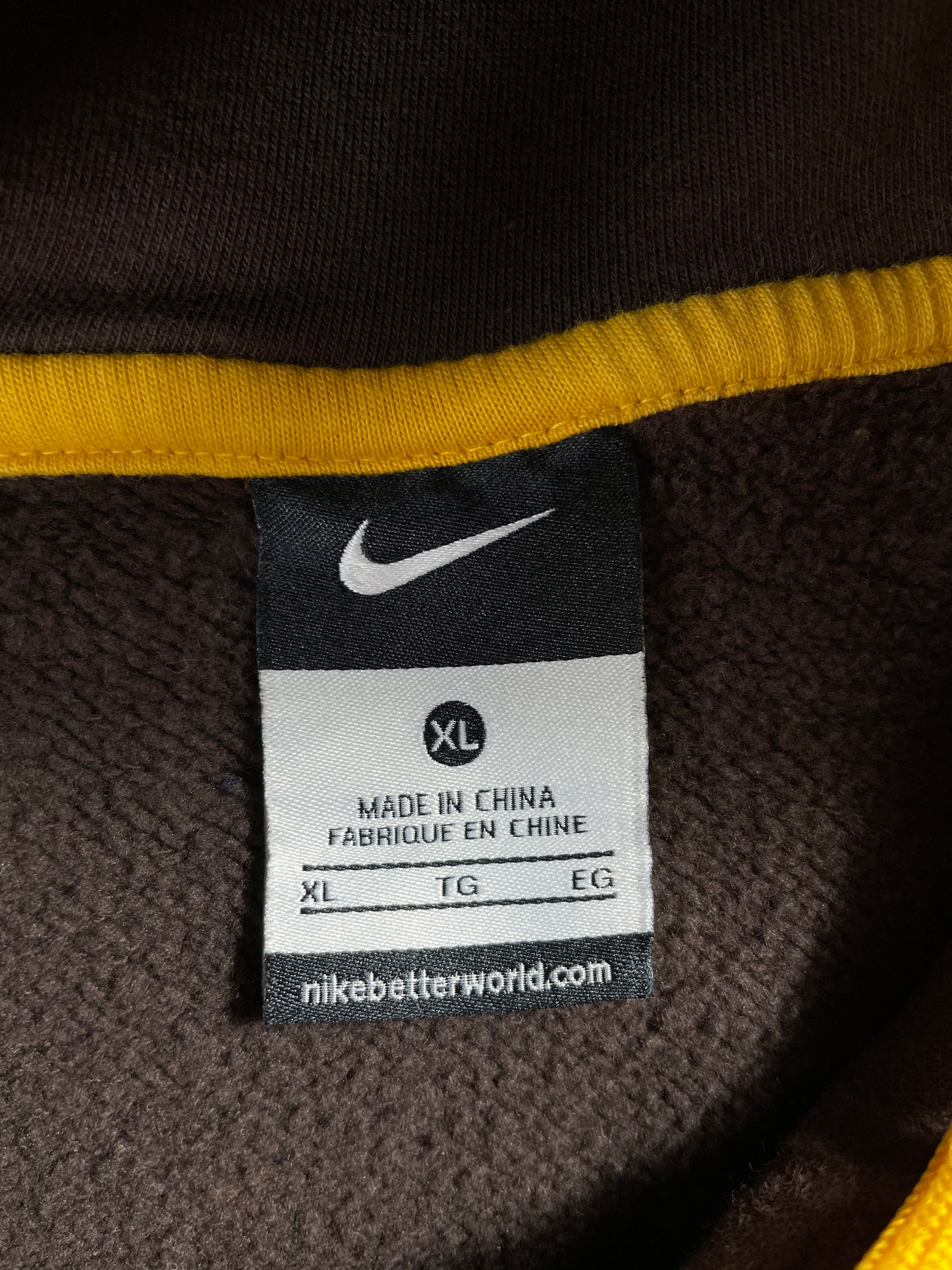 Vintage NIKE x WYOMING Size XL Vintage College Hoodie Sweat-shirt / E4629S