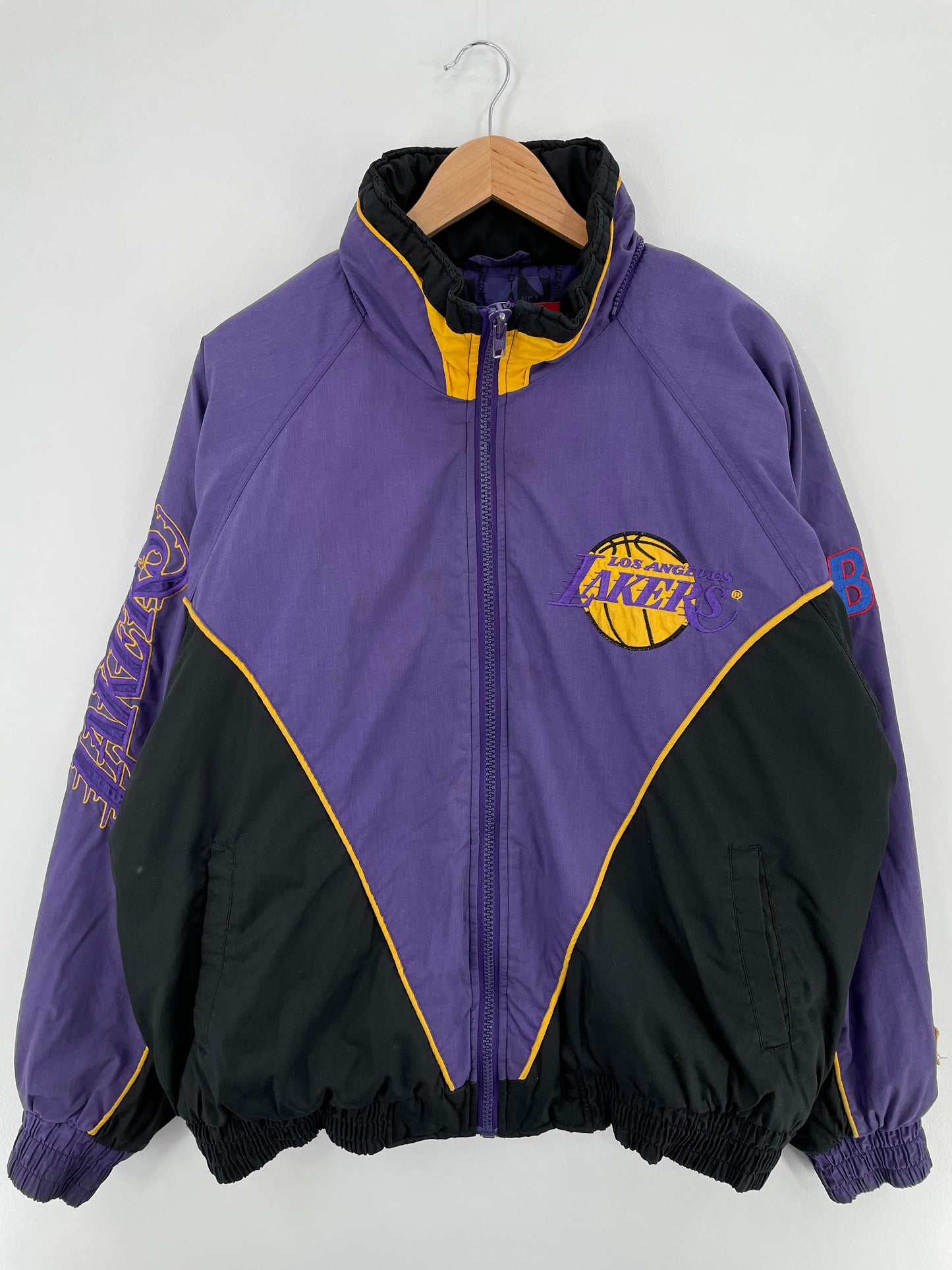 90’s LOS ANGELES LAKERS Size XL NBA Padded Jacket / E770