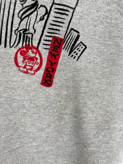90's DISNEY MICKEY NEW YORK Made in USA Size XL Vintage Sweat-shirt / A3817