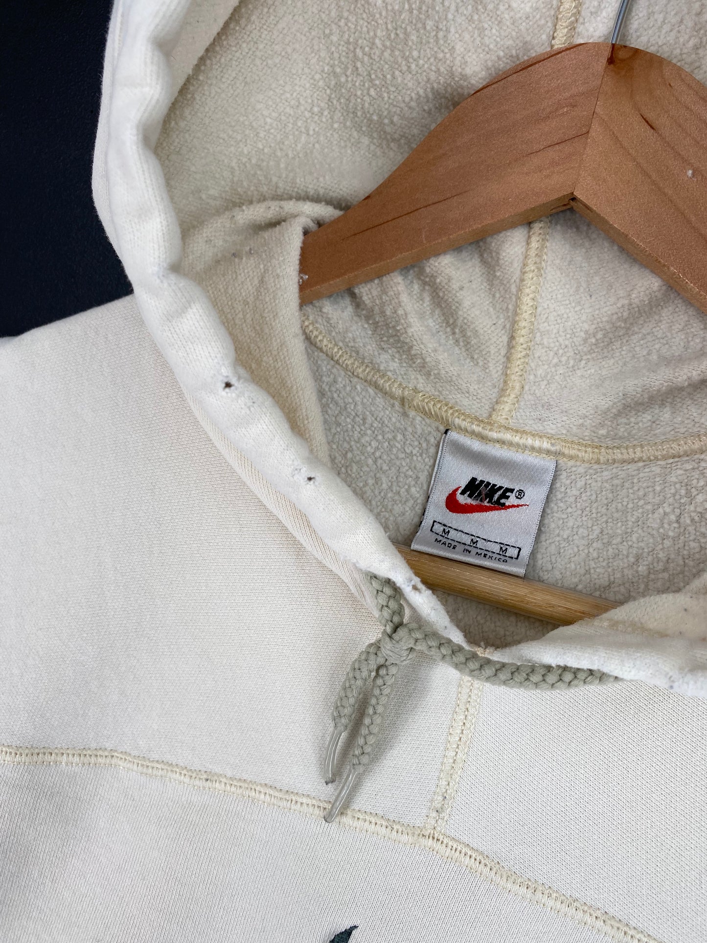 90's NIKE CENTER SWOOSH Size M Vintage Hoodie Sweat-shirt / A552