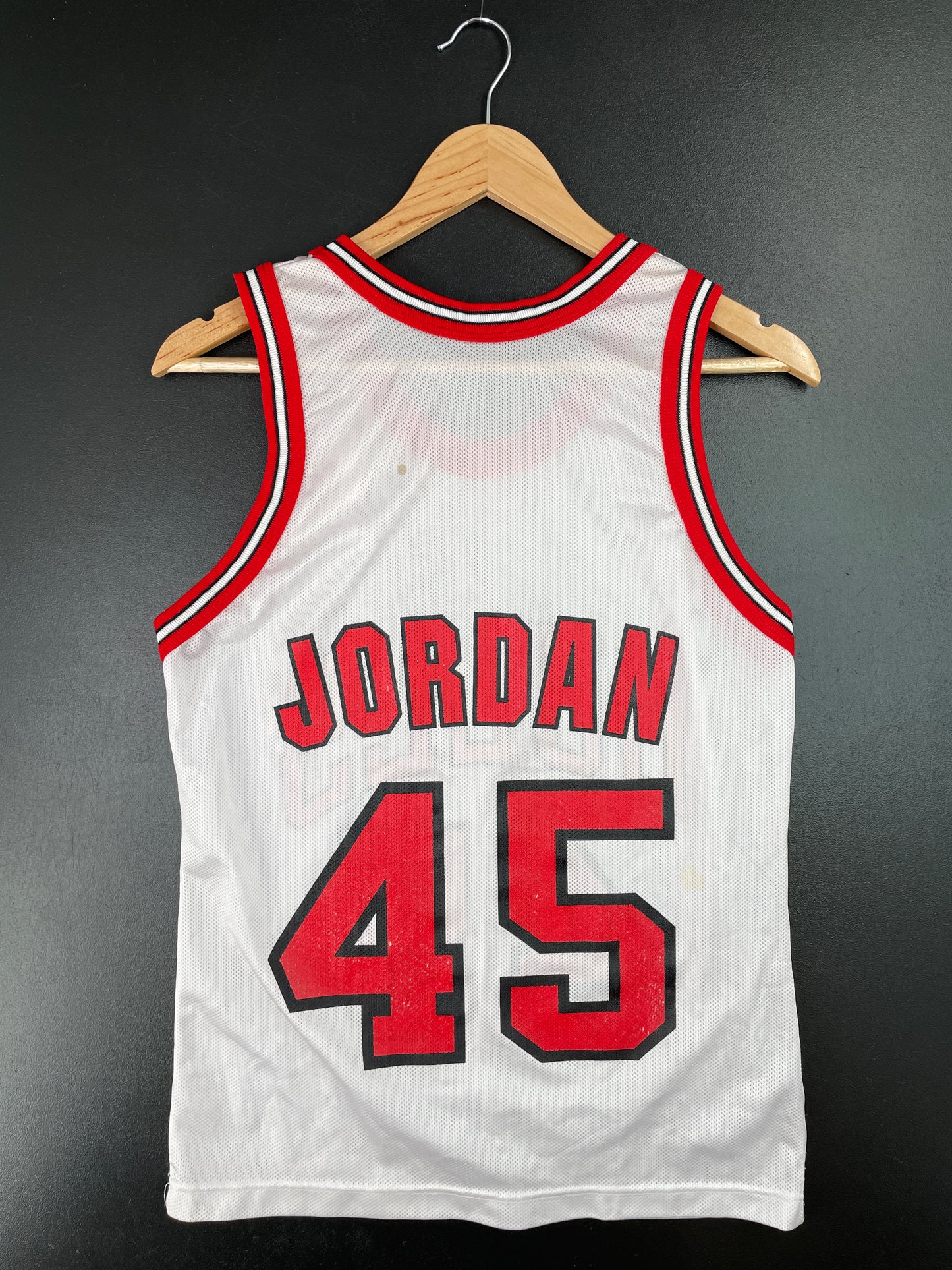 90’s Champion x CHICAGO BULLS 45 JORDAN Size Approx.S NBA Jersey / A7130