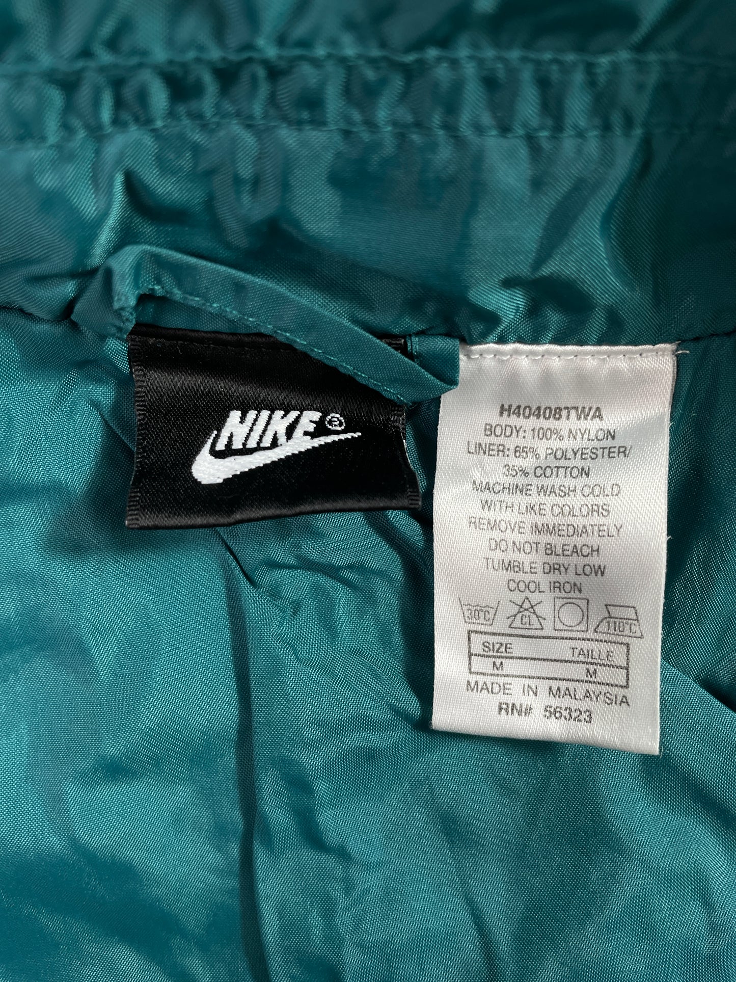 90’s NIKE Size M Vintage Nylon Jacket / E2920N
