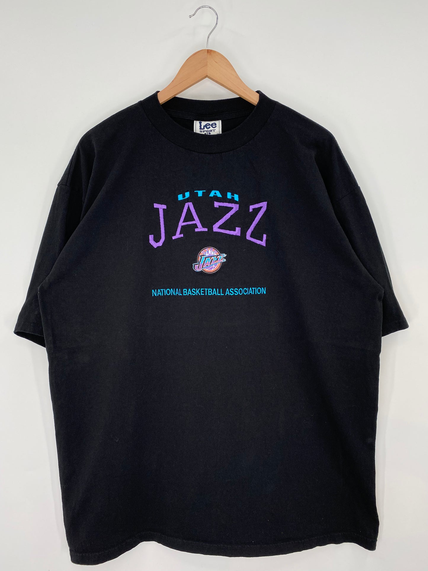 90's UTAH JAZZ Size XL Vintage NBA T-shirt / K9755