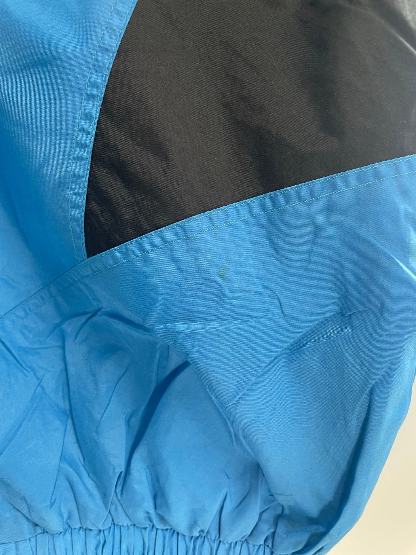 90's CAROLINA PANTHERS Size L Vintage NFL Zip-up Nylon Jacket / A8847