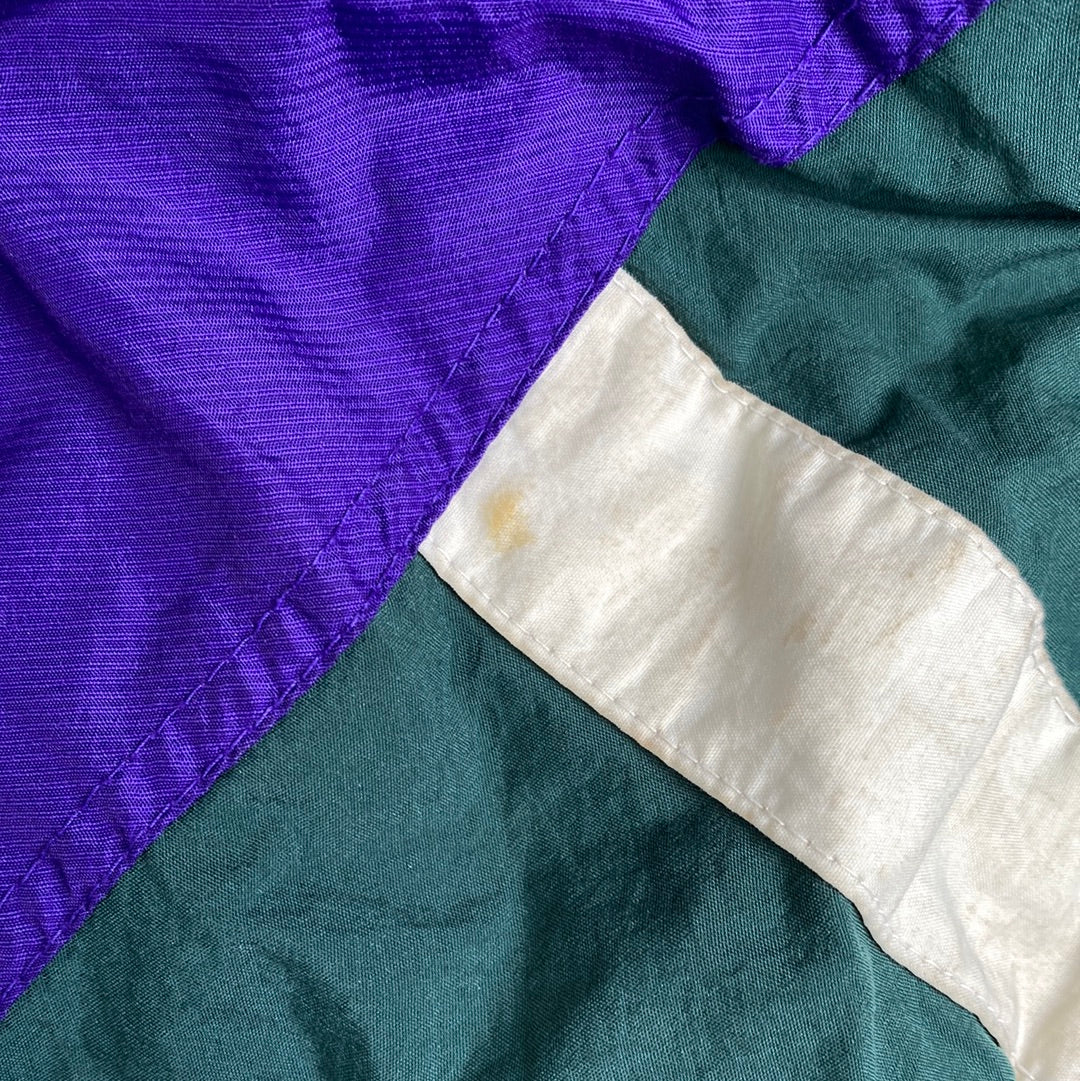 90's STARTER x MILUWALKEE BUCKS Size L Vintage NBA Nylon Jacket / A8763