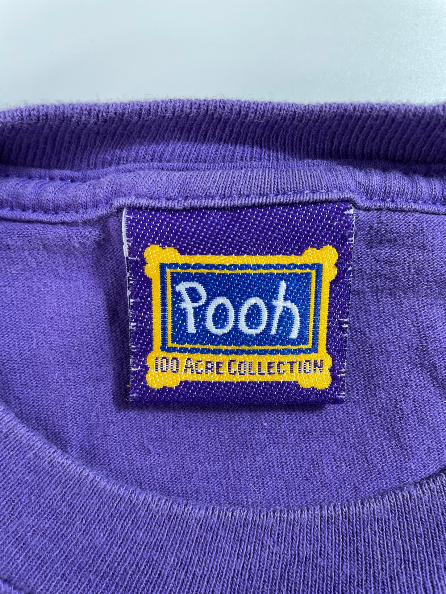 00' DISNEY WINNIE THE POOH Size Approx.M Vintage T-Shirt / E3068T