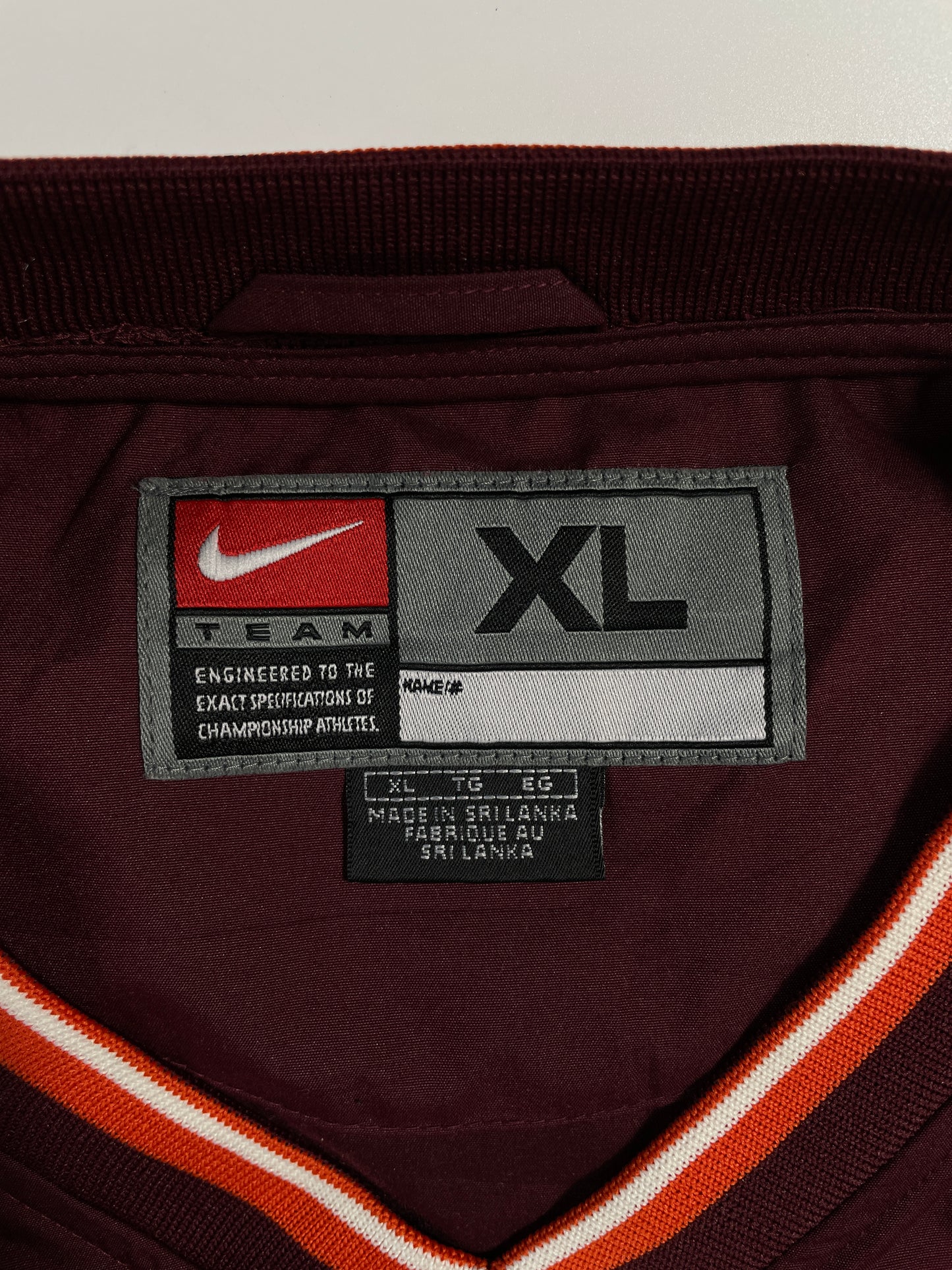 00' NIKE x VIRGINIA TECH Size XL Vintage College Nylon Jacket / A9555