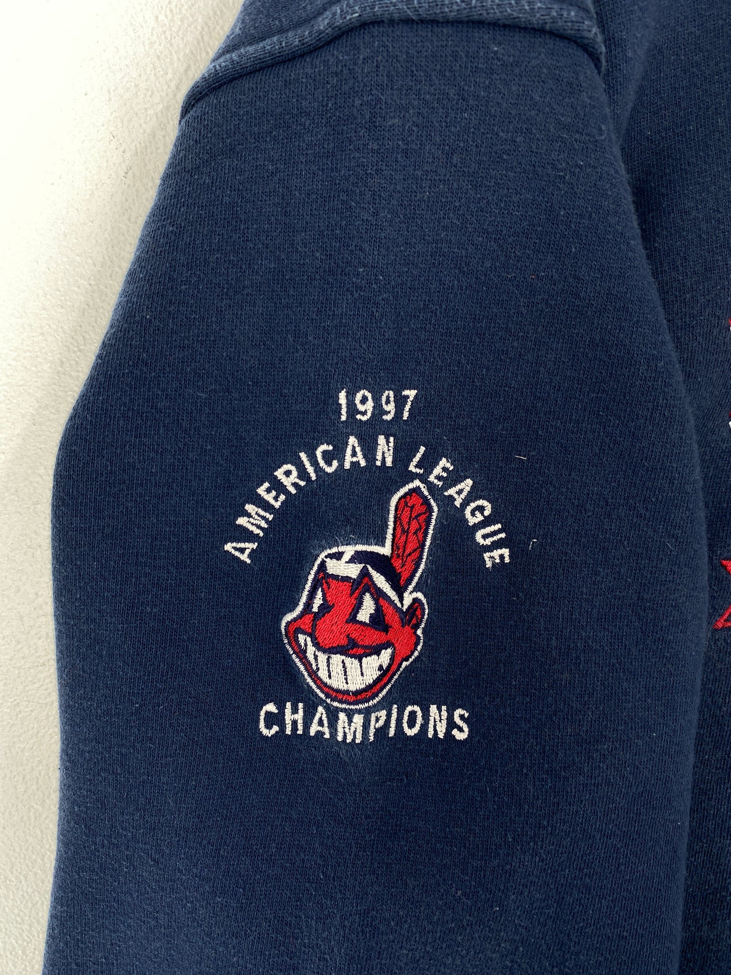 1997 STARTER x CLEVELAND INDIANS Size L Vintage MLB Sweat-Shirt / A9075