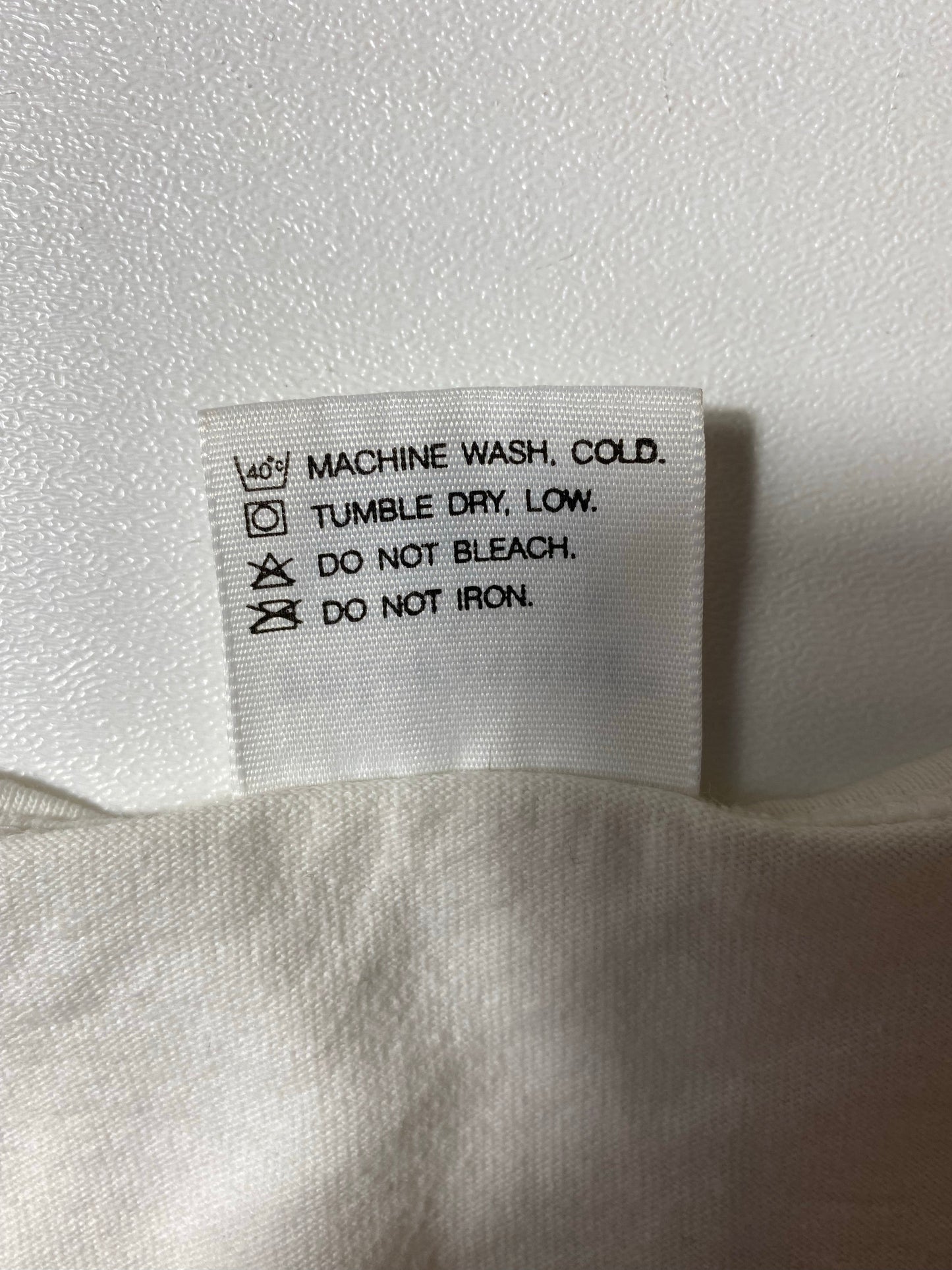 2000 ON THE SHADY SIDE Made in USA Size One Size Vintage T-Shirts / A5702