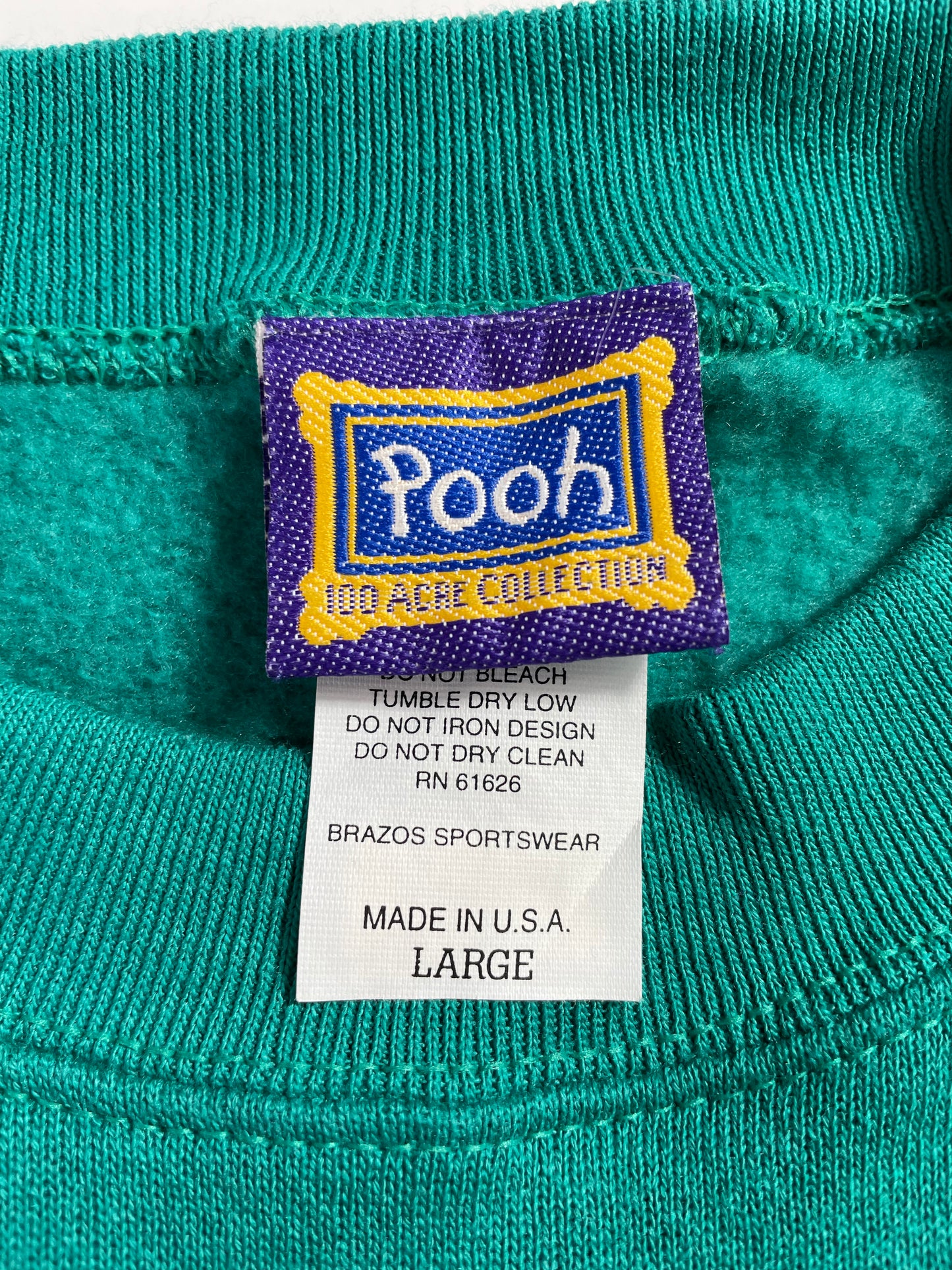 90's DISNEY POOH Made in USA Size L Vintage Sweat-Shirt / A2586