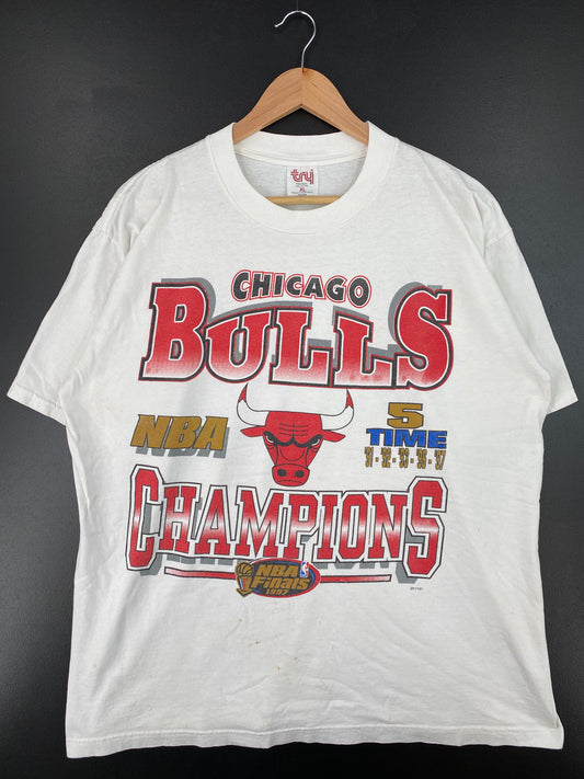 1997 CHICAGO BULLS Size XL Vintage NBA T-shirt / A1286